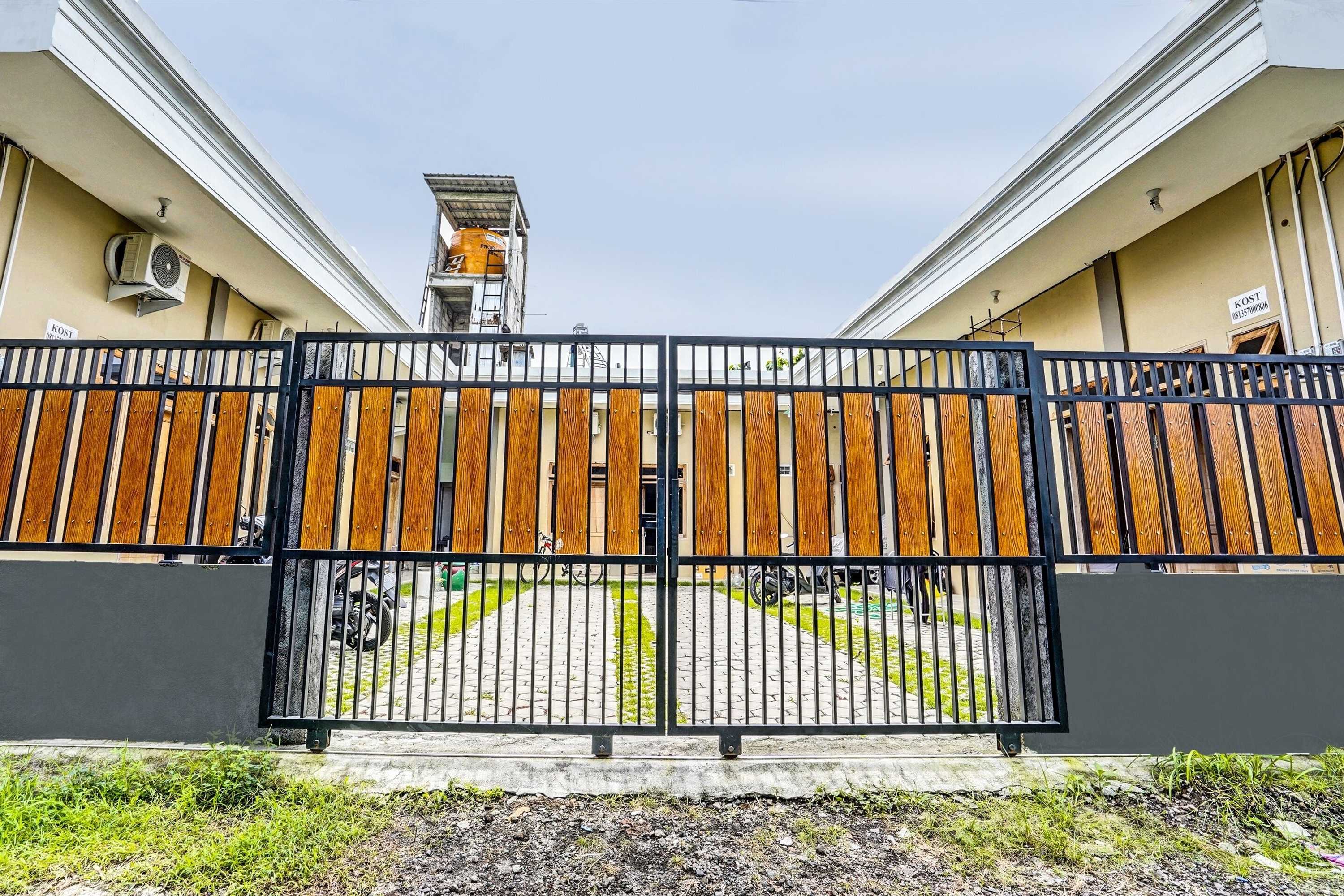 Gift card for Oyo 92541 Suny Kost Syariah