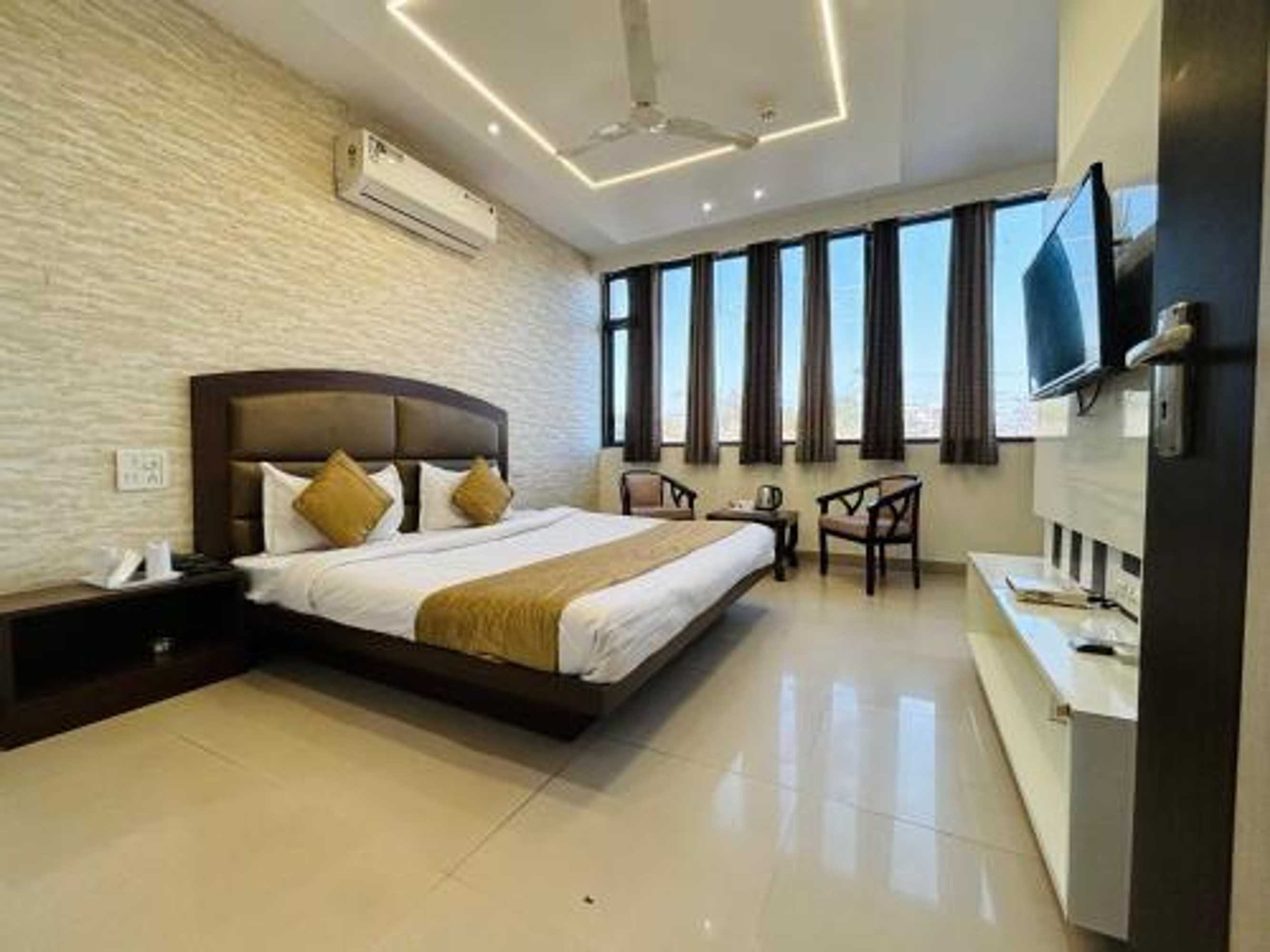 Gift card for Hotel The Benz By Oyo Rooms Gift card for Hotel The Benz By Oyo Rooms