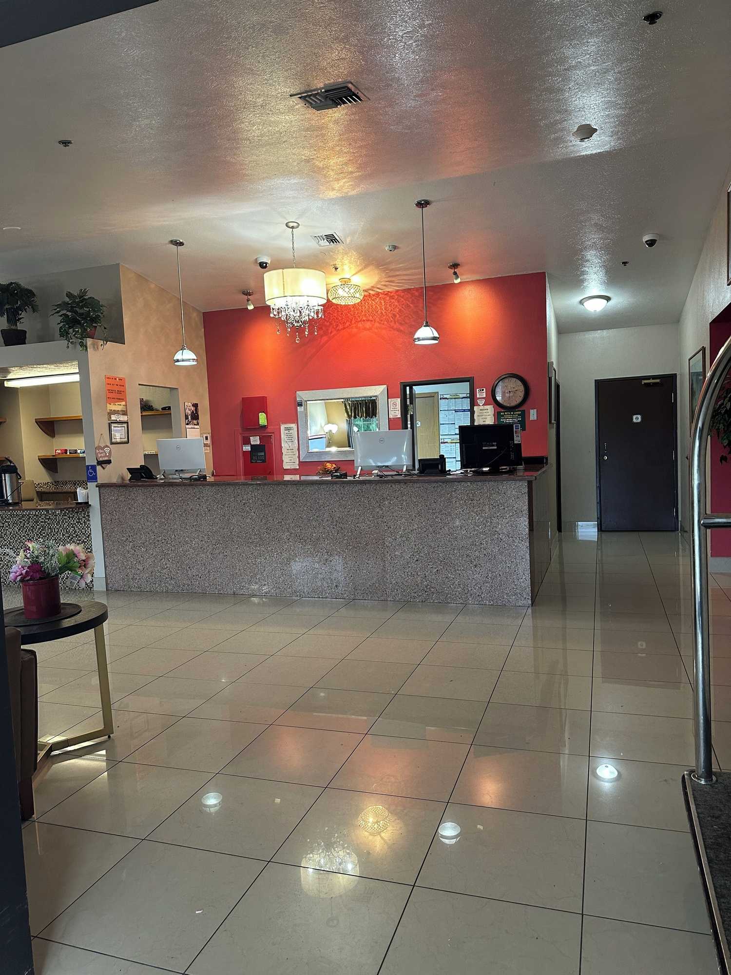 Gift card for Bridgeway Inn & Suites Portland Airport