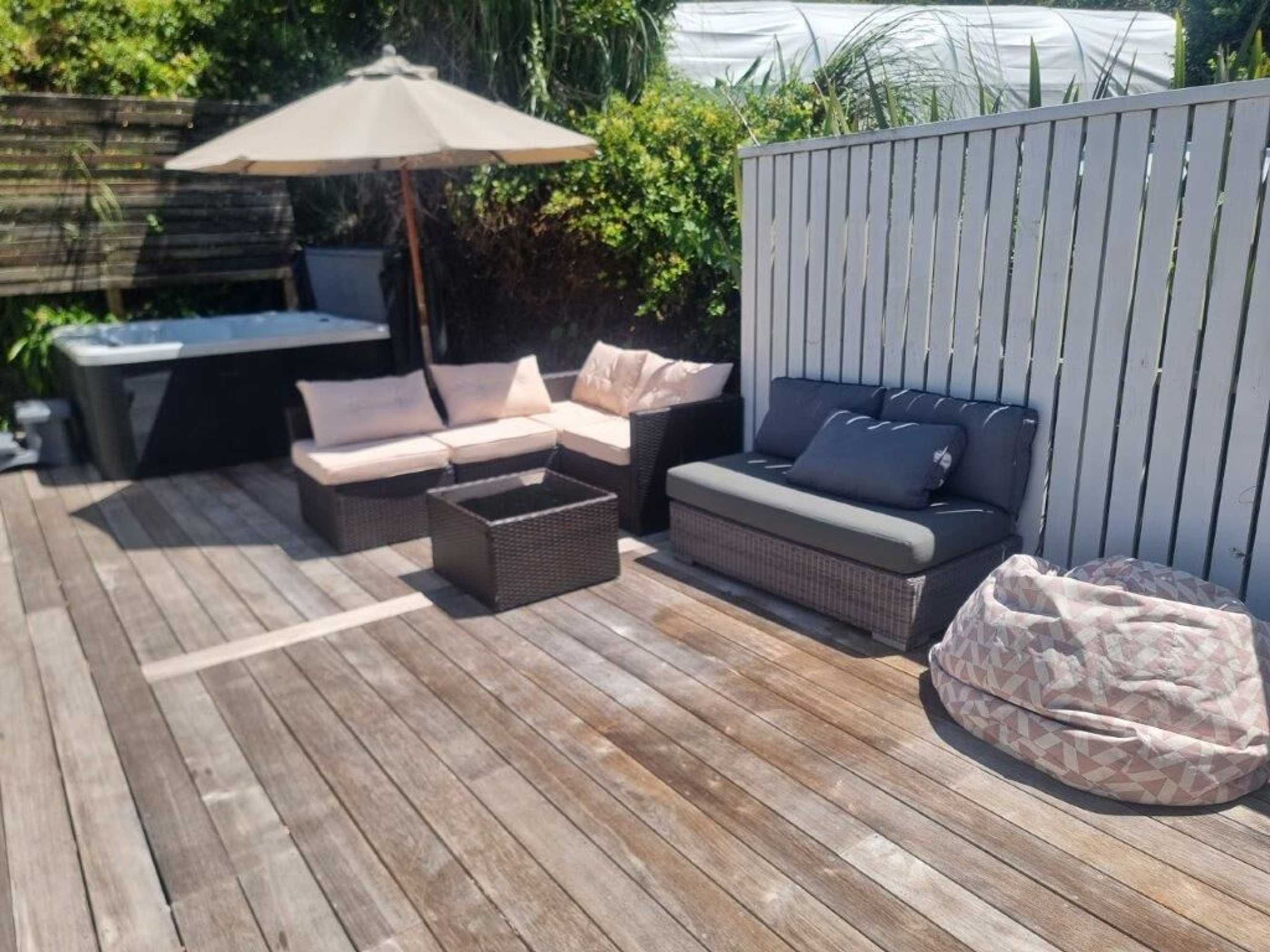 Gift card for Tiri Cottage - Seaviews in Oneroa Gift card for Tiri Cottage - Seaviews in Oneroa