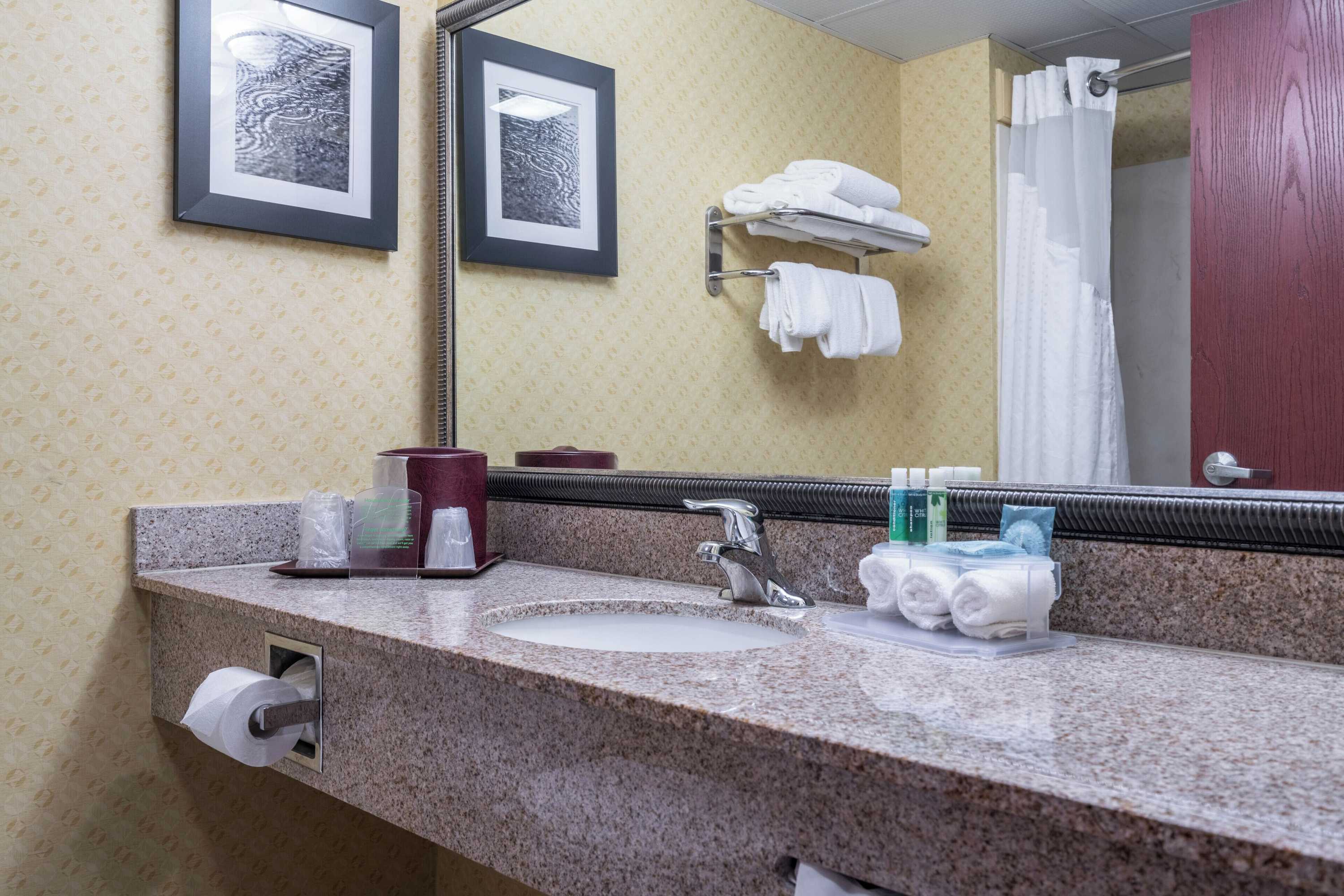 Gift card for Holiday Inn Express & Suites Roanoke Rapids SE by Ihg Gift card for Holiday Inn Express & Suites Roanoke Rapids SE by Ihg