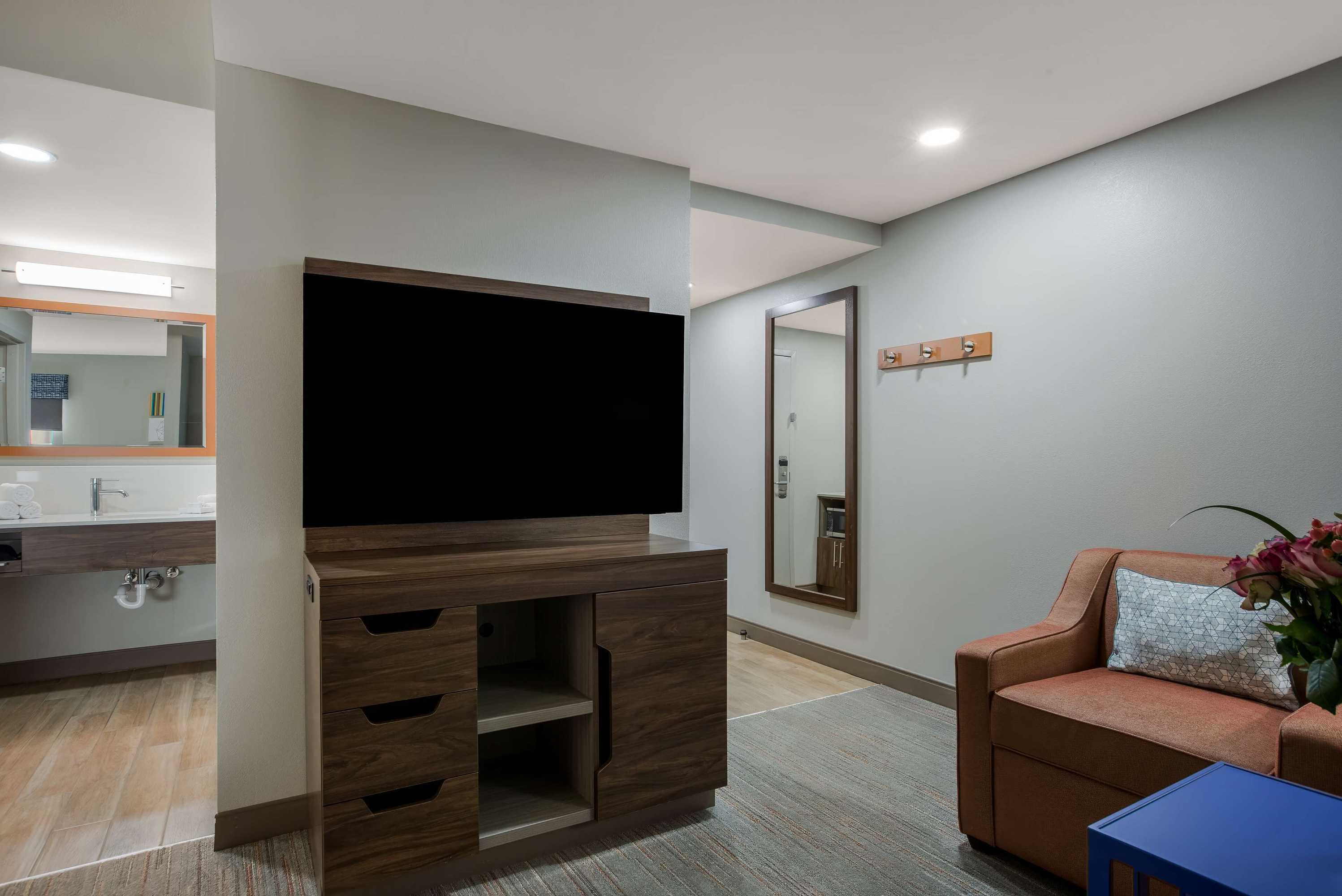 Gift card for Hampton Inn Linden Gift card for Hampton Inn Linden