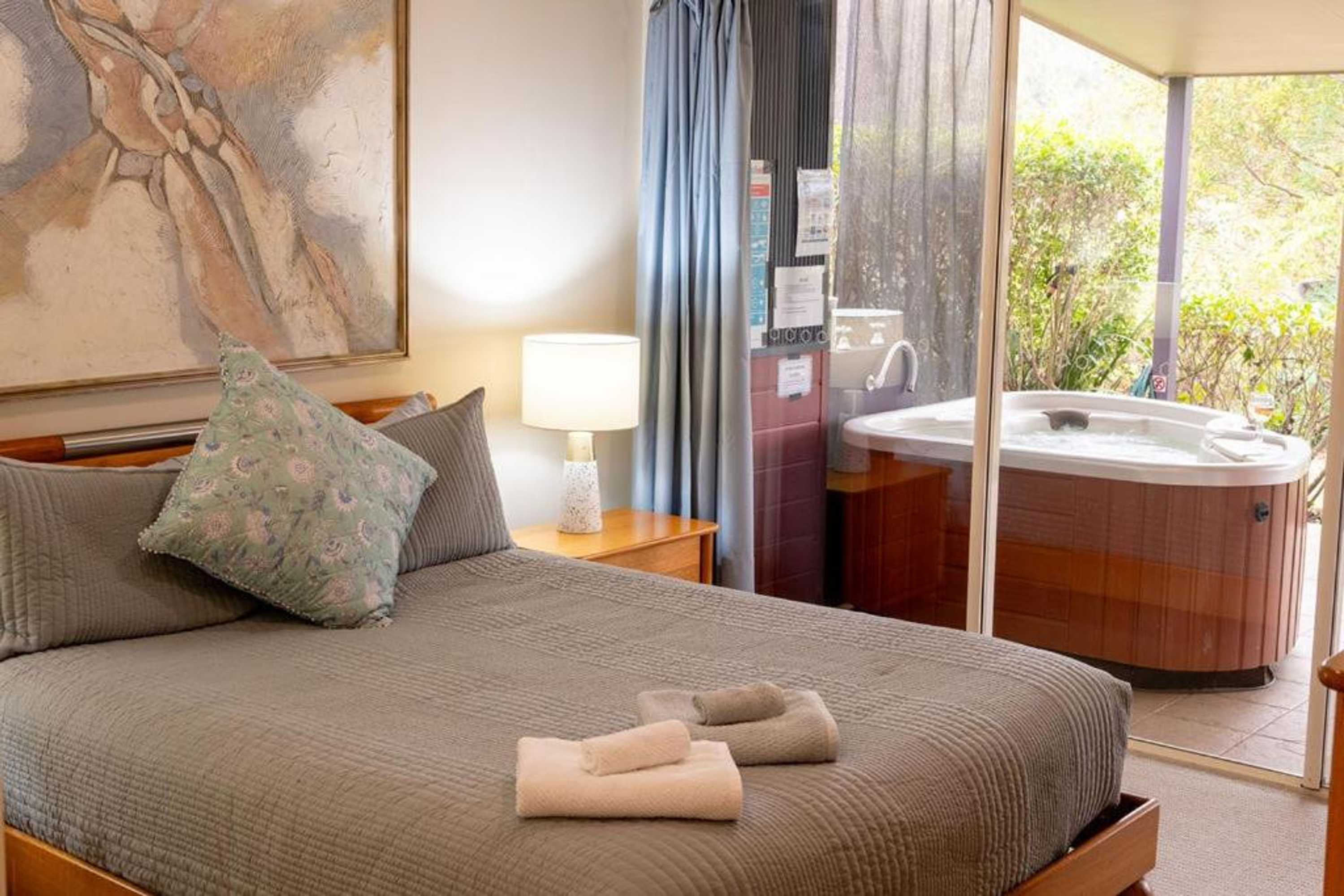 Gift card for Lake Russell Lakeside Retreat