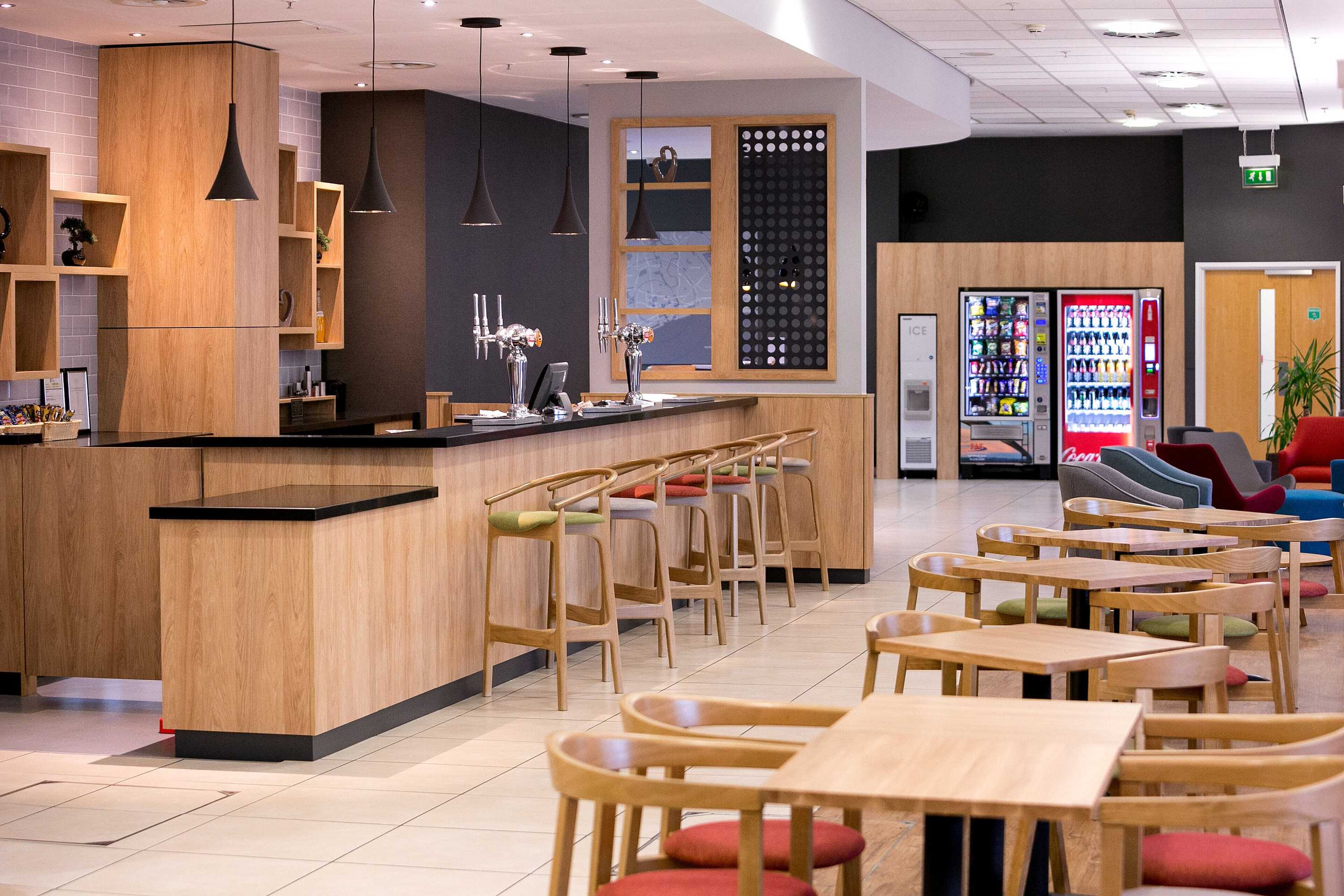 Gift card for Holiday Inn Express Hull City Centre by Ihg Gift card for Holiday Inn Express Hull City Centre by Ihg