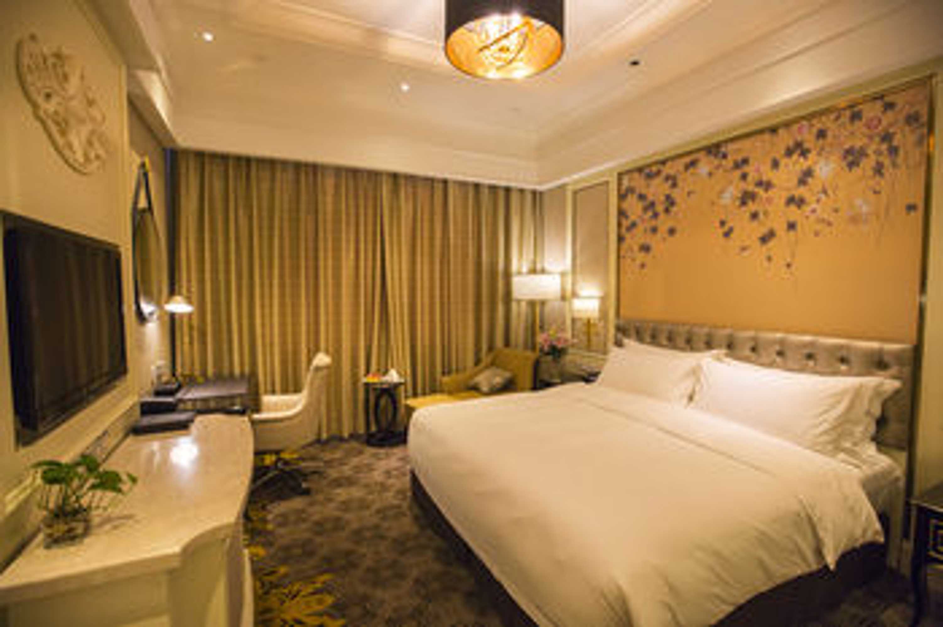 Gift card for Holiday Inn Zhengzhou by Ihg Gift card for Holiday Inn Zhengzhou by Ihg