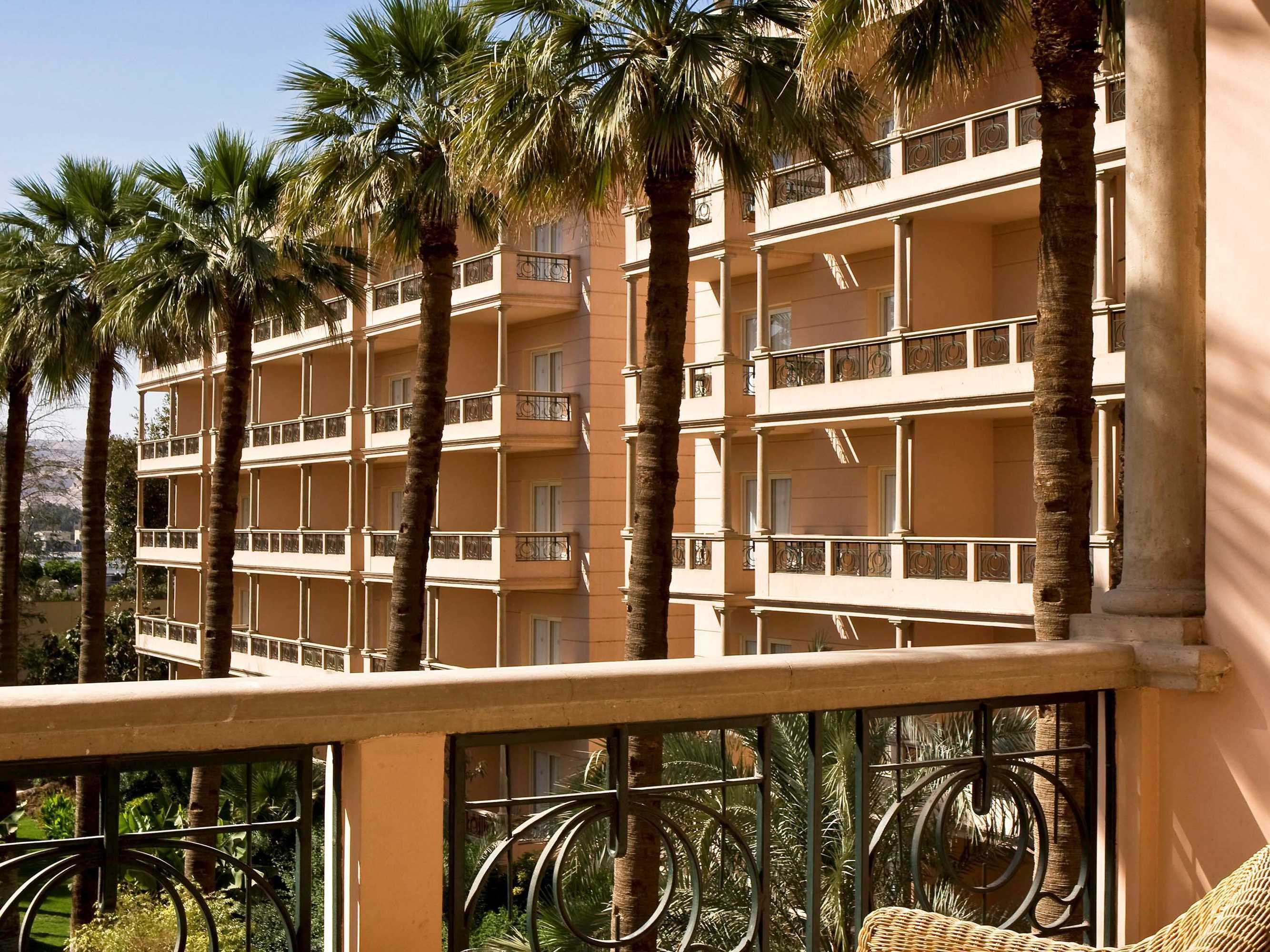 Gift card for Pavillon Winter Luxor Gift card for Pavillon Winter Luxor