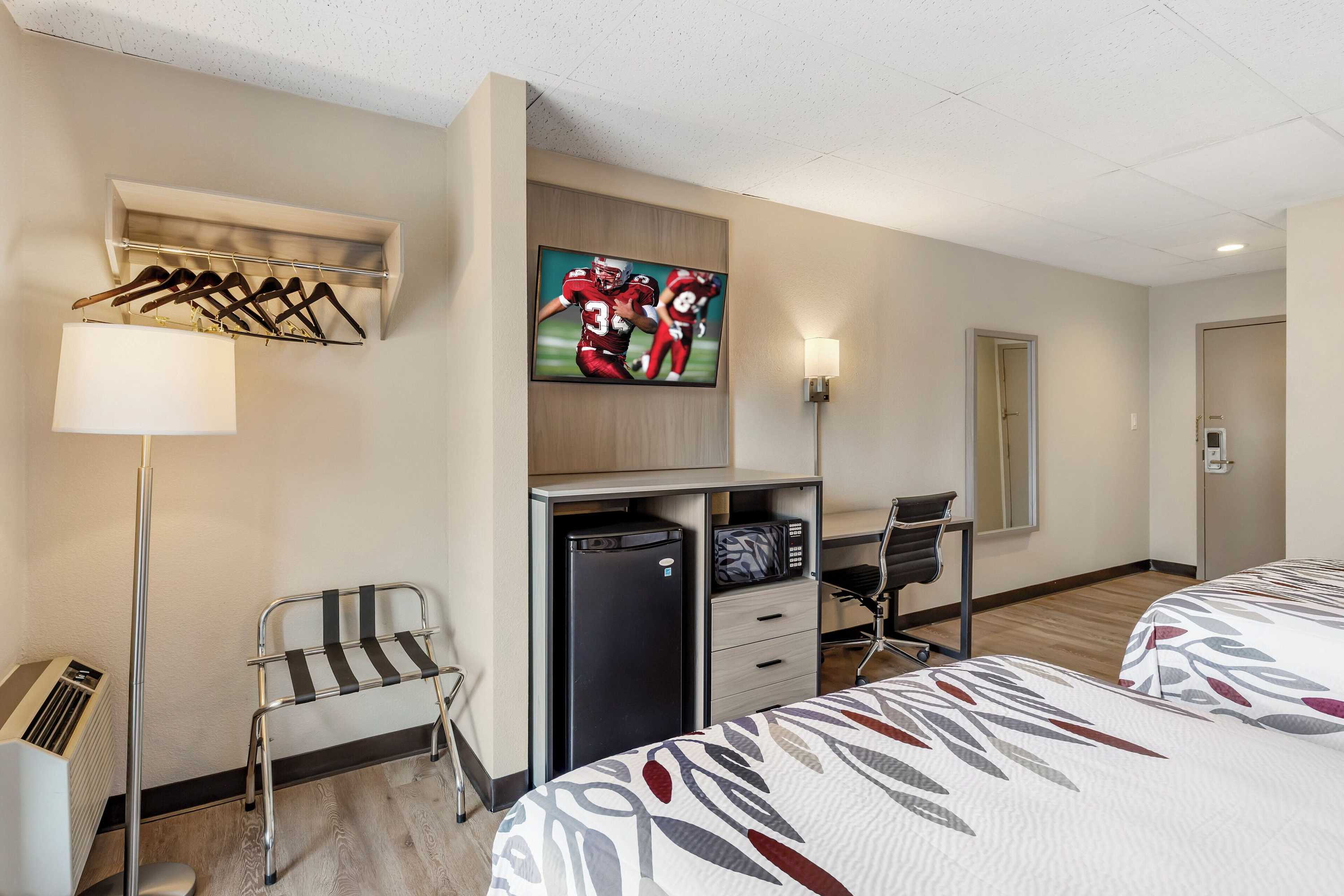 Gift card for Red Roof Inn Stroudsburg Gift card for Red Roof Inn Stroudsburg