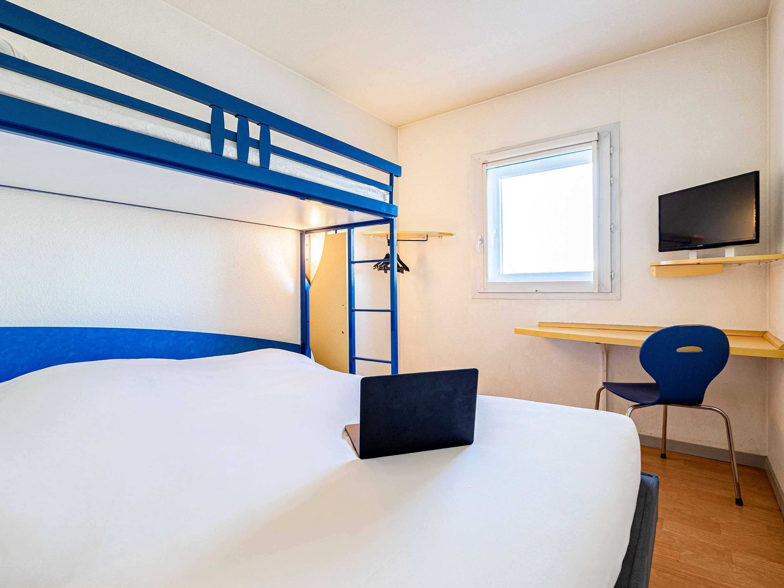 Gift card for Ibis Budget Paris Porte d' Italie Ouest Gift card for Ibis Budget Paris Porte d' Italie Ouest