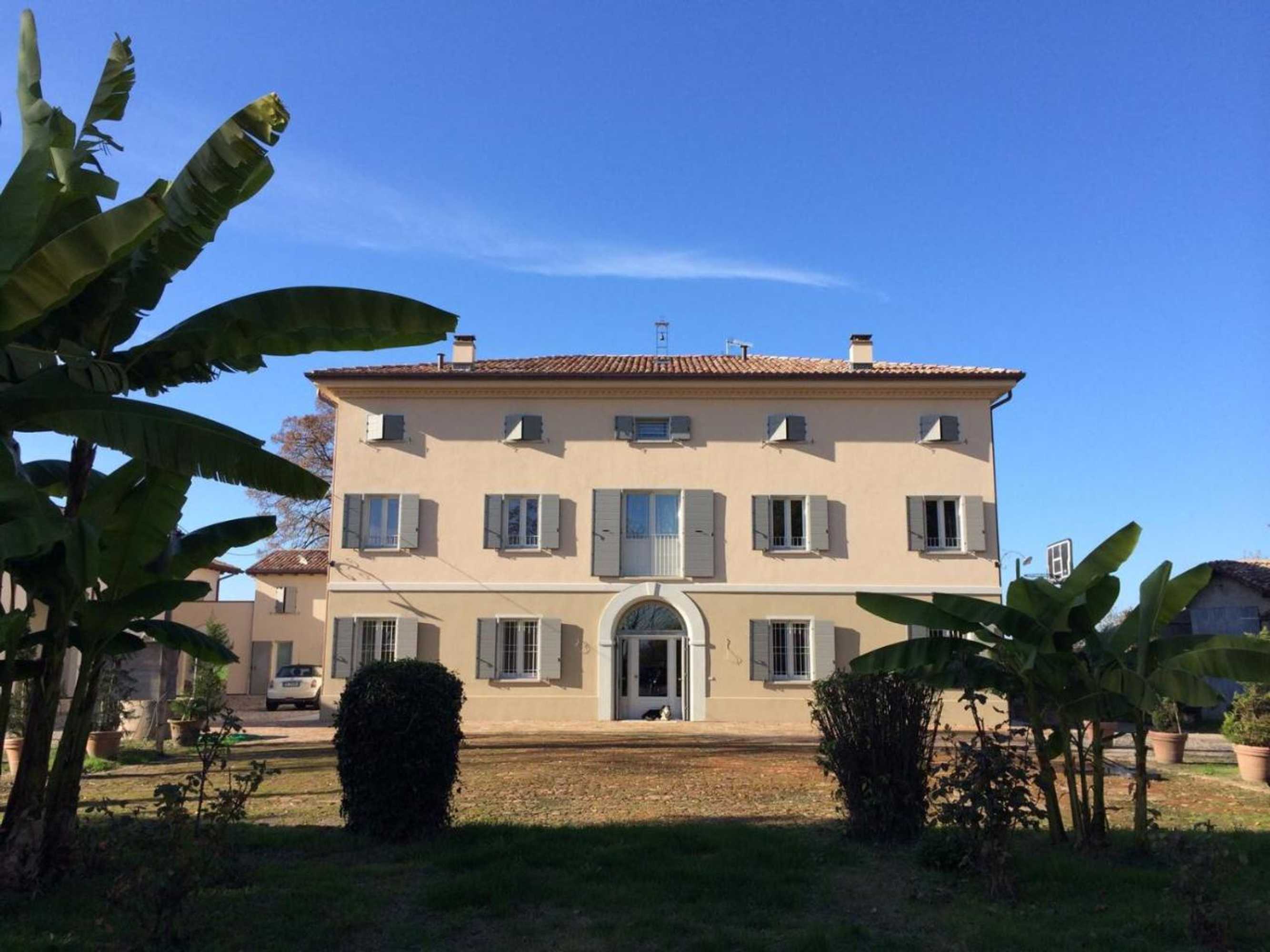 Gift card for Villa Pacchioni