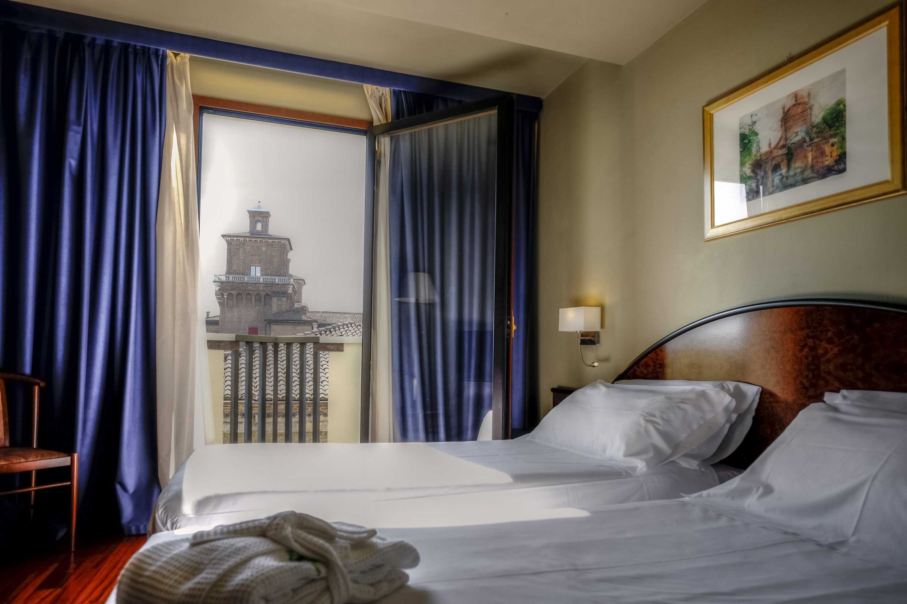 Gift card for Hotel Touring