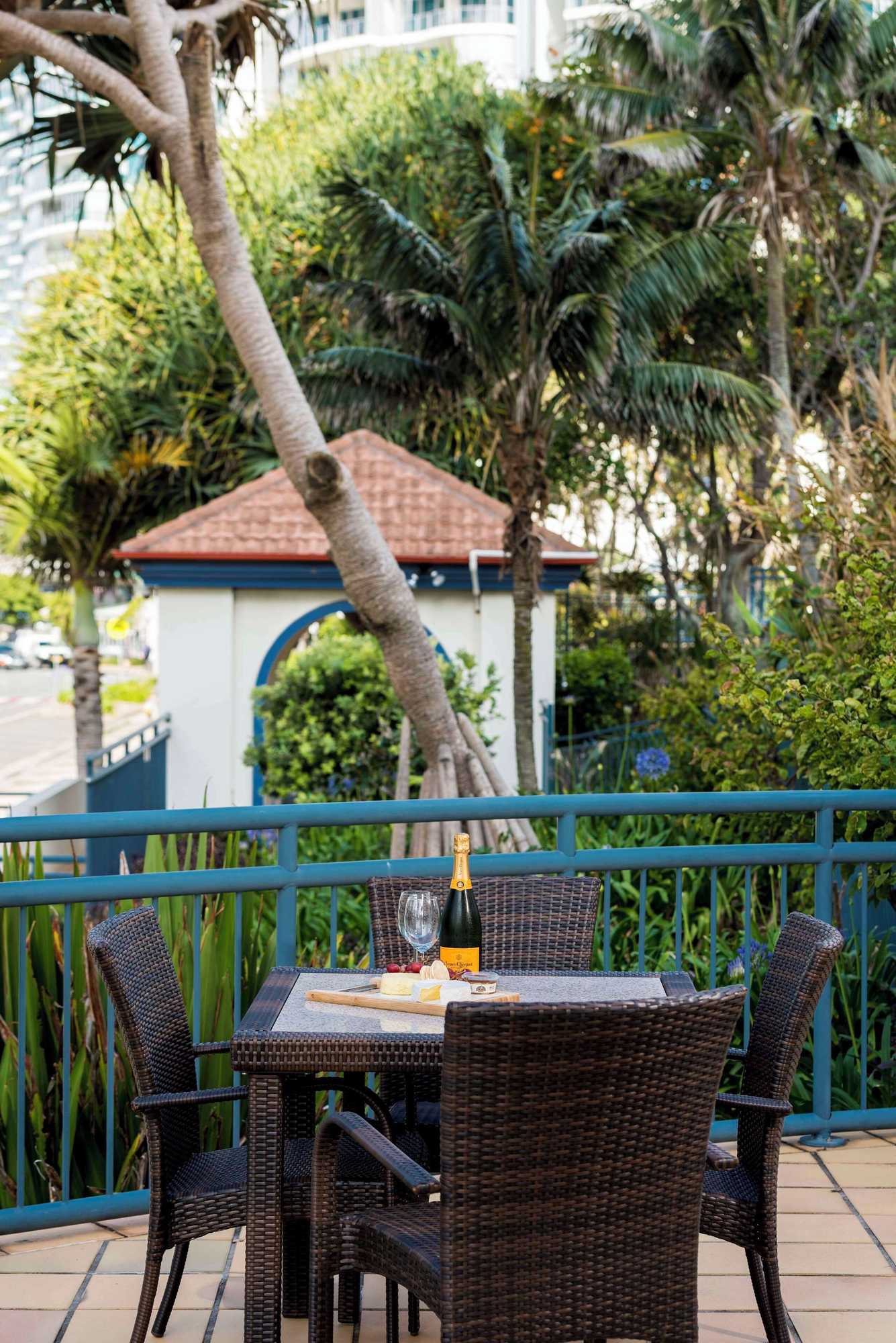 Gift card for Oaks Gold Coast Calypso Plaza Suites Gift card for Oaks Gold Coast Calypso Plaza Suites
