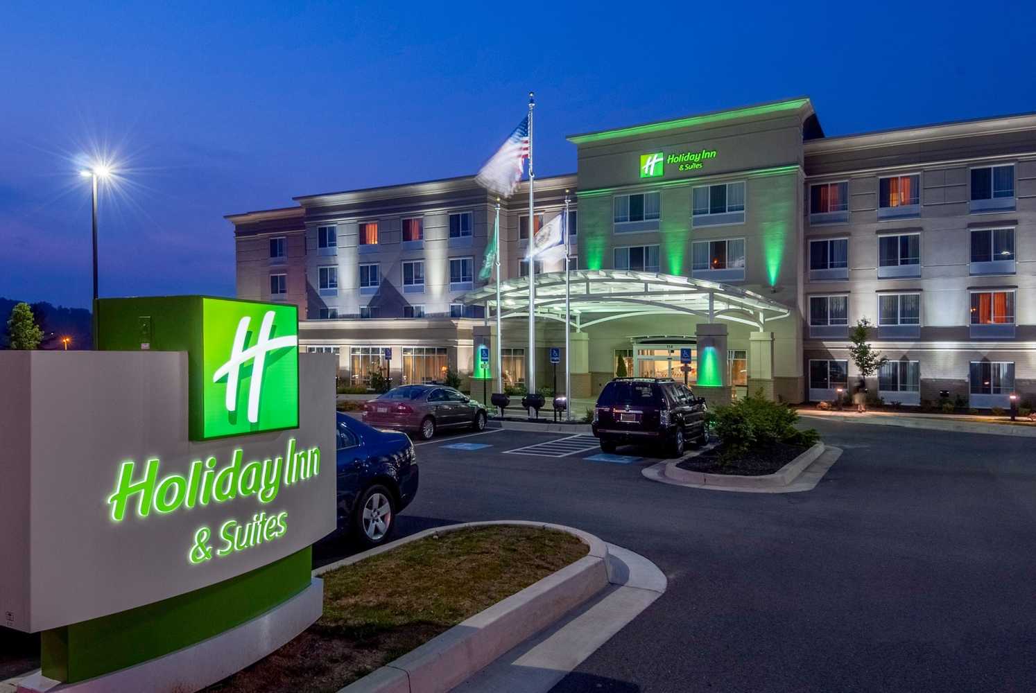 Gift card for Holiday Inn Hotel & Suites Beckley by Ihg Gift card for Holiday Inn Hotel & Suites Beckley by Ihg