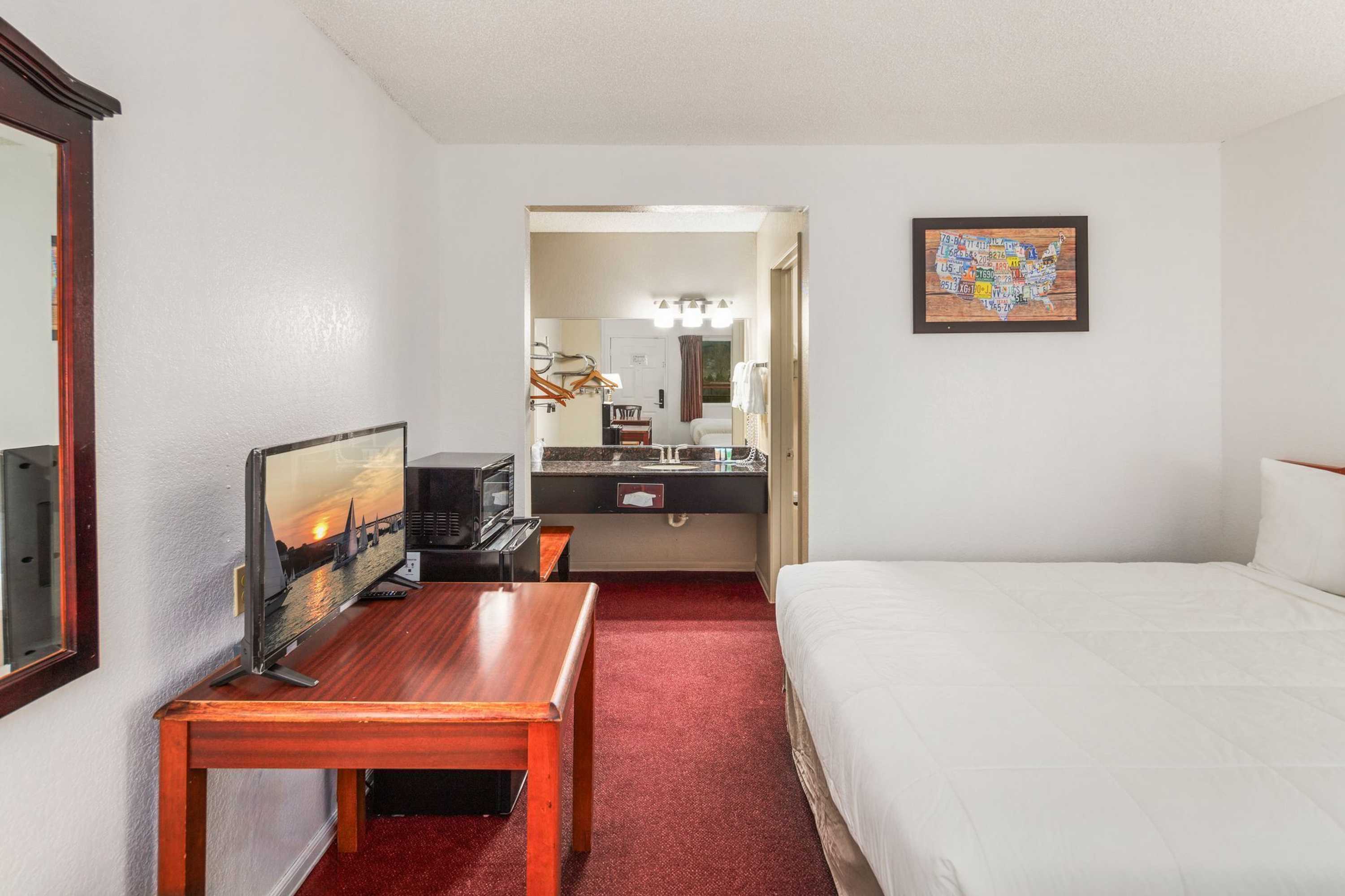 Gift card for Inn at Lake Washington By Oyo I-405 Gift card for Inn at Lake Washington By Oyo I-405
