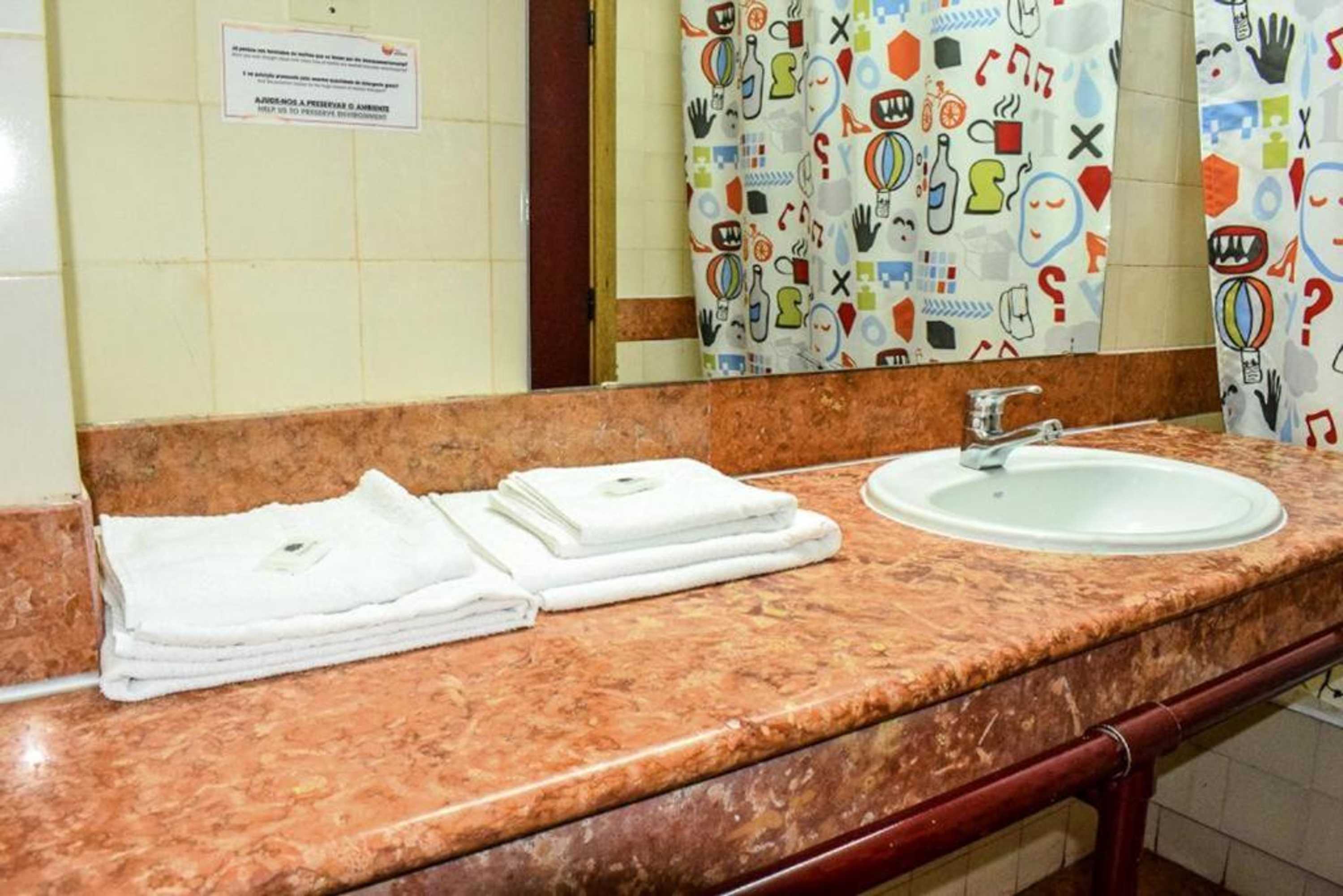 Gift card for HI Almada Pousada De Juventude