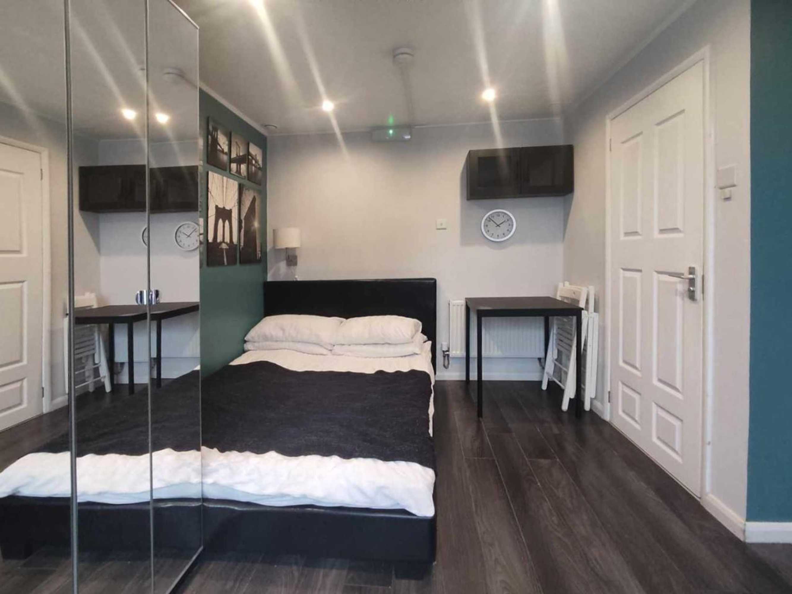 Gift card for Vika Residence Wednesbury Resort