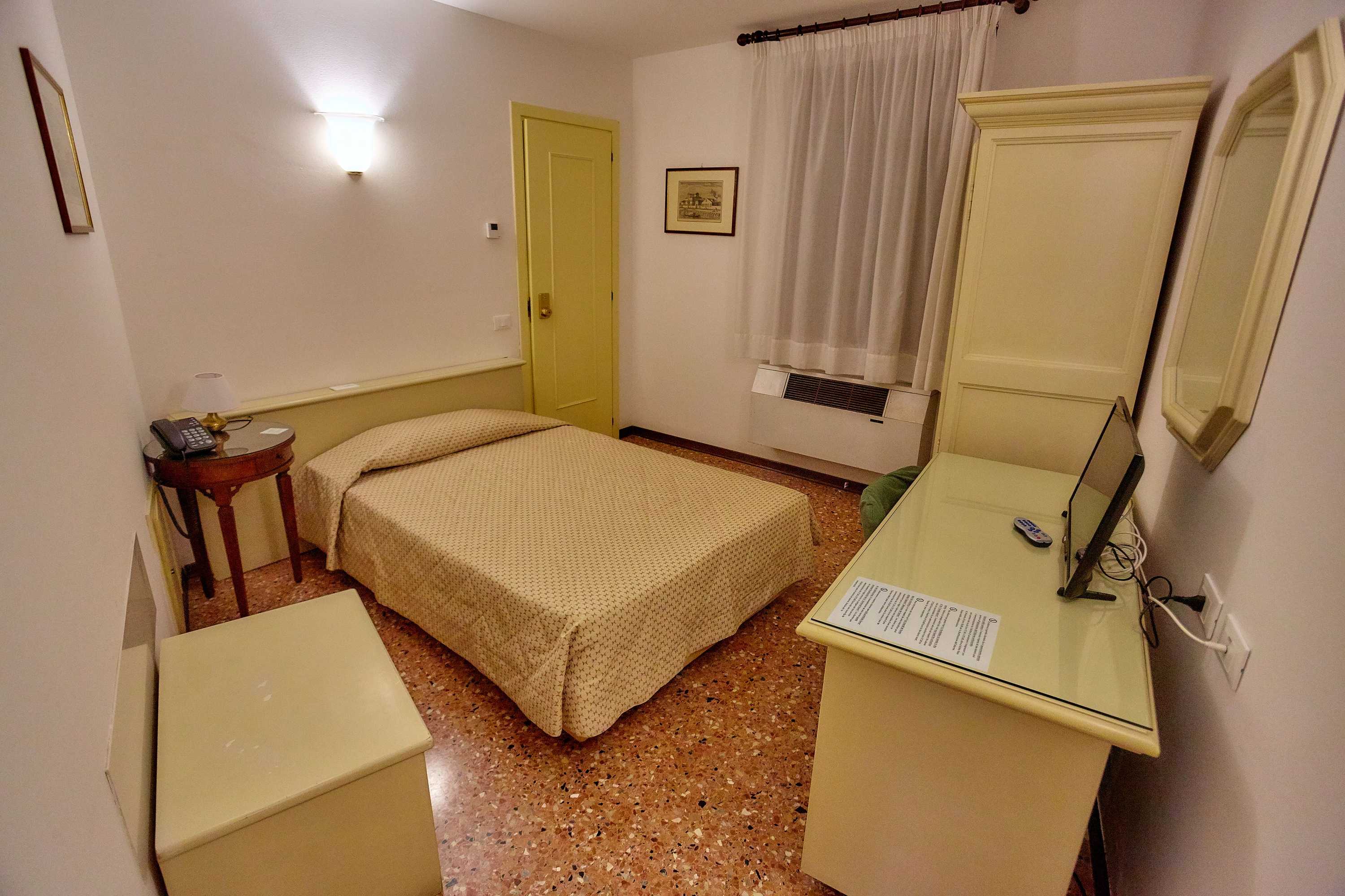 Gift card for Hotel Riviera Dei Dogi Gift card for Hotel Riviera Dei Dogi