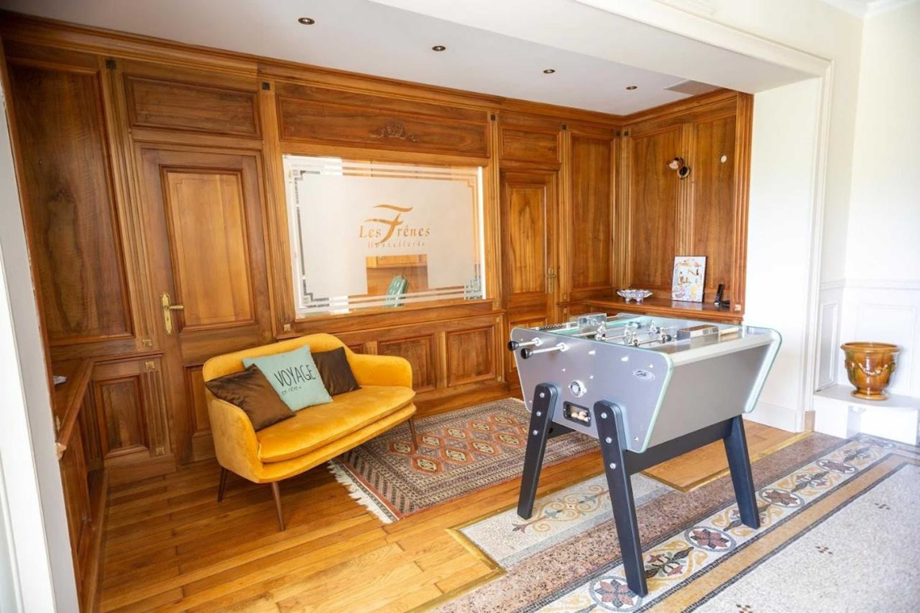 Gift card for Les Frenes EN Provence-ChÂteau Zen