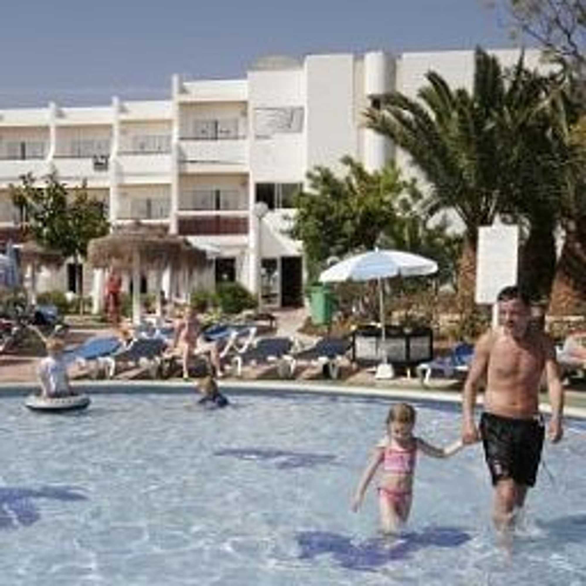 Gift card for Grand Palladium White Island Resort & Spa - All Inclusive Gift card for Grand Palladium White Island Resort & Spa - All Inclusive
