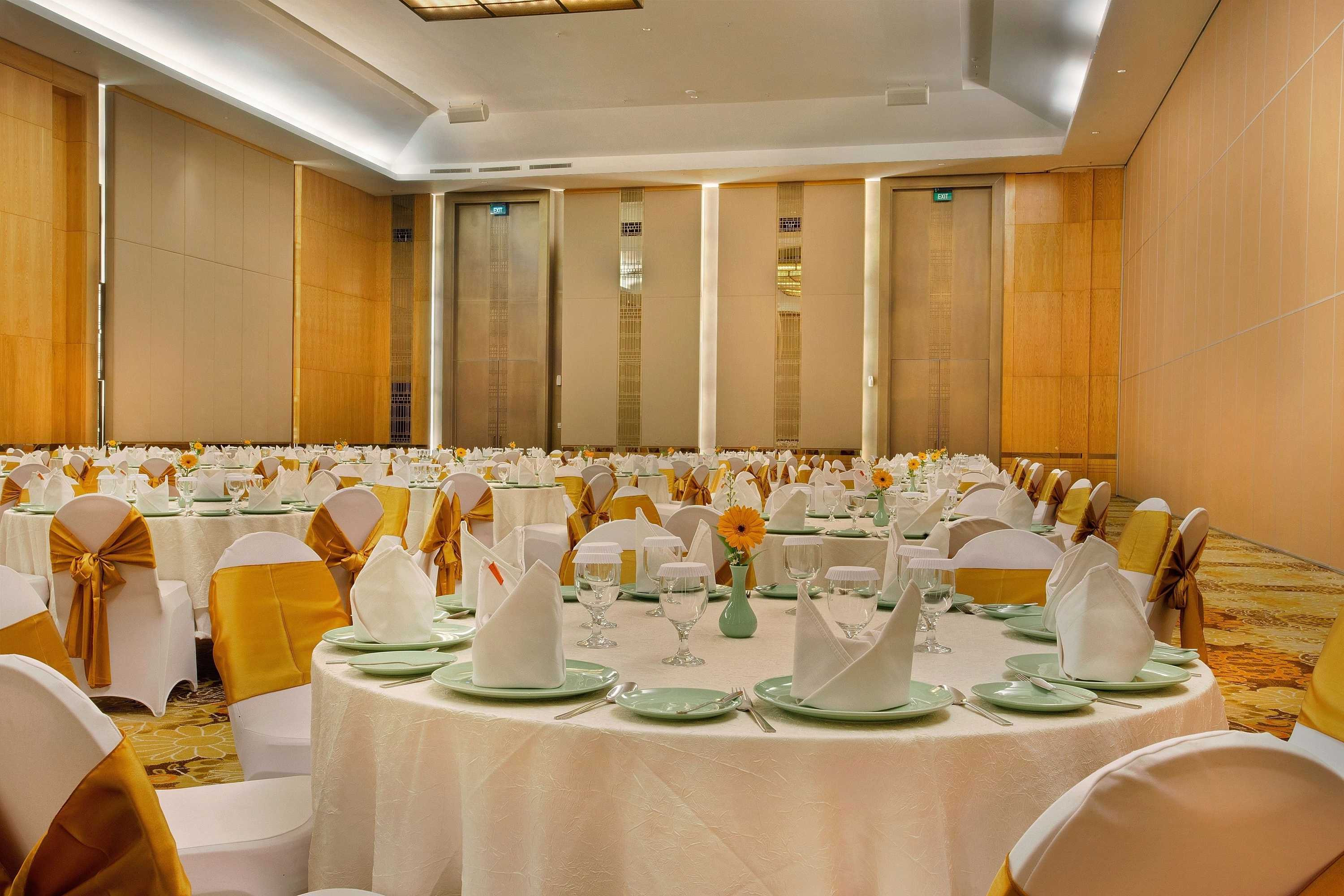 Gift card for Harris Hotel & Conventions Malang Gift card for Harris Hotel & Conventions Malang