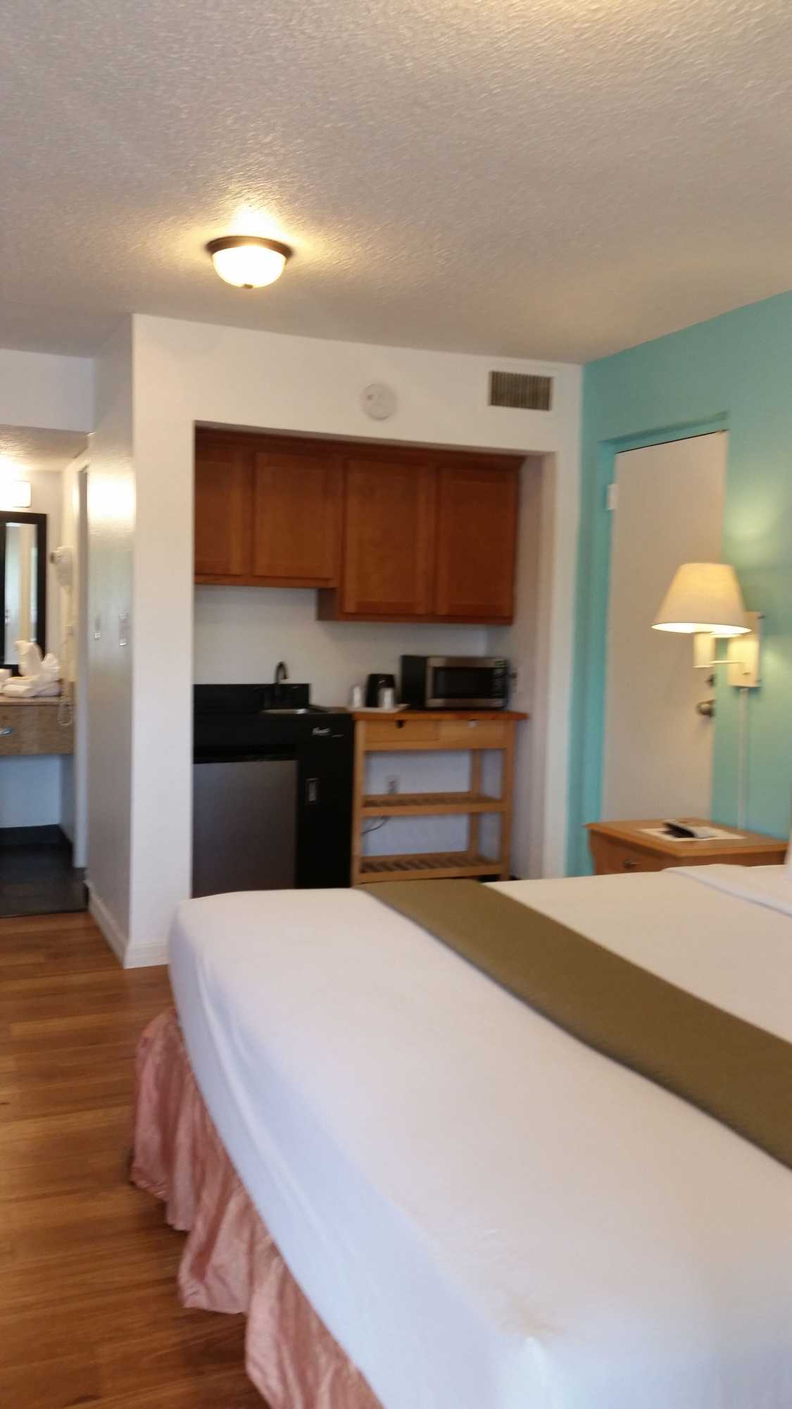 Gift card for Rodeway Inn Clearwater - Central Gift card for Rodeway Inn Clearwater - Central