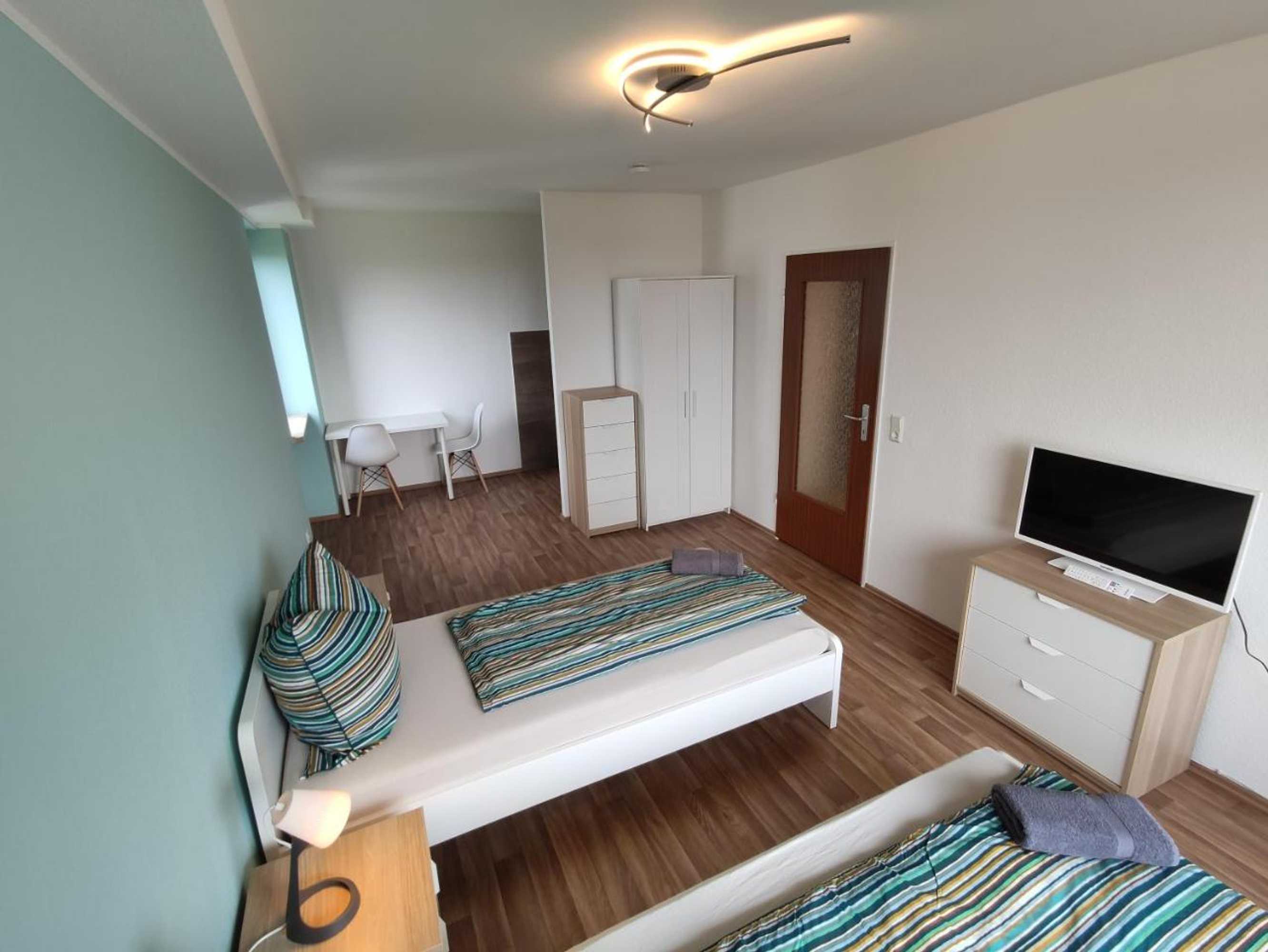Gift card for Home at Friends' - City - Zu Hause Bei Freunden