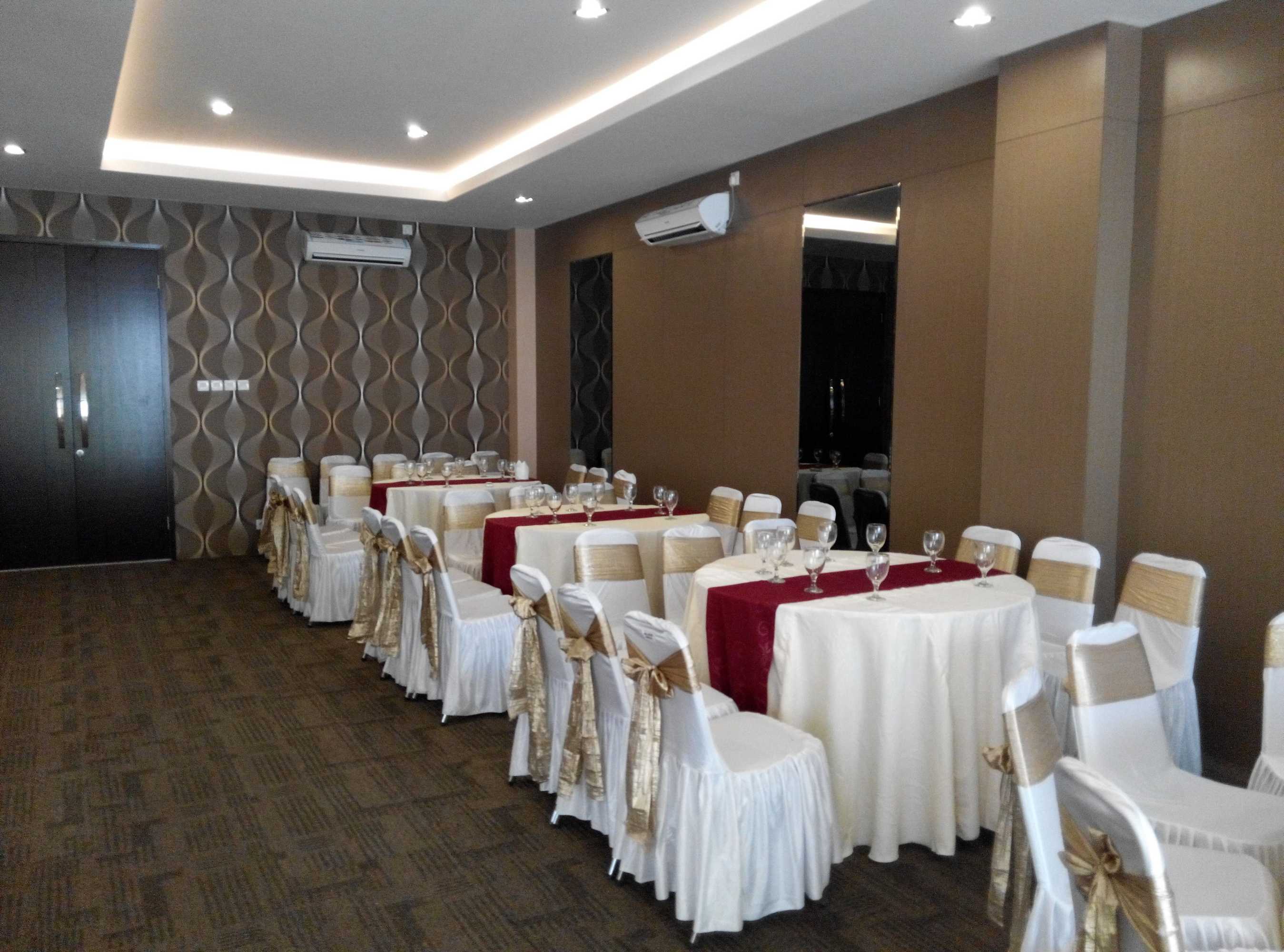 Gift card for Viva Hotel Kediri, Azana Hotels Collection Gift card for Viva Hotel Kediri, Azana Hotels Collection