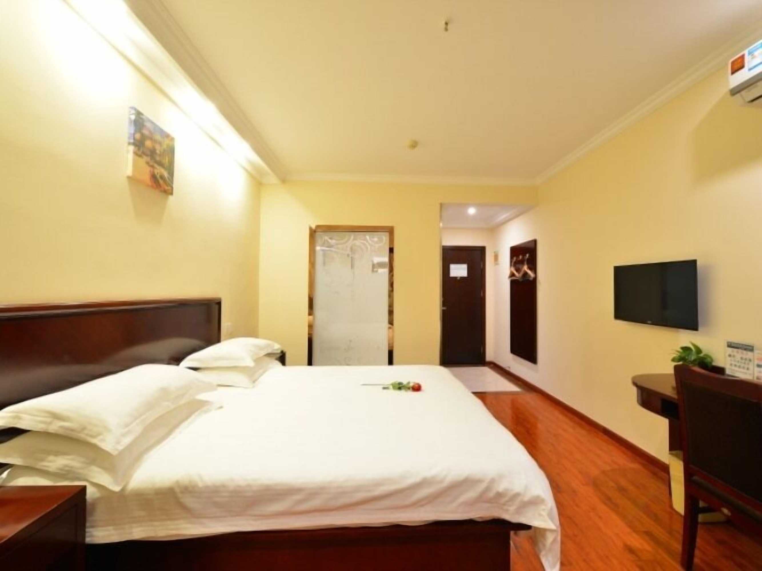 Gift card for Greentree Inn Wuxi Dongting Leather City Express Hotel Gift card for Greentree Inn Wuxi Dongting Leather City Express Hotel