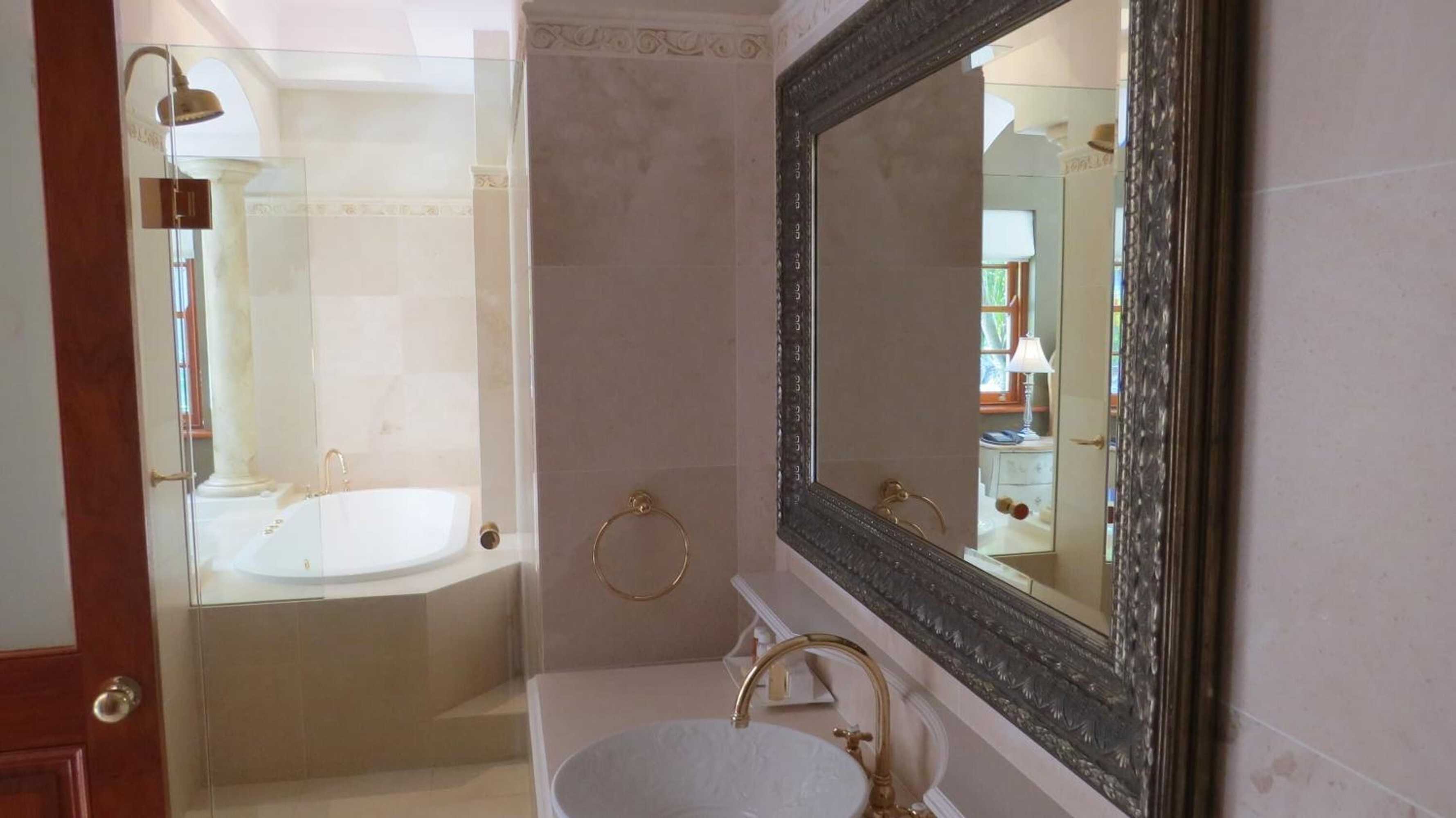 Gift card for Victoria's at Wategos