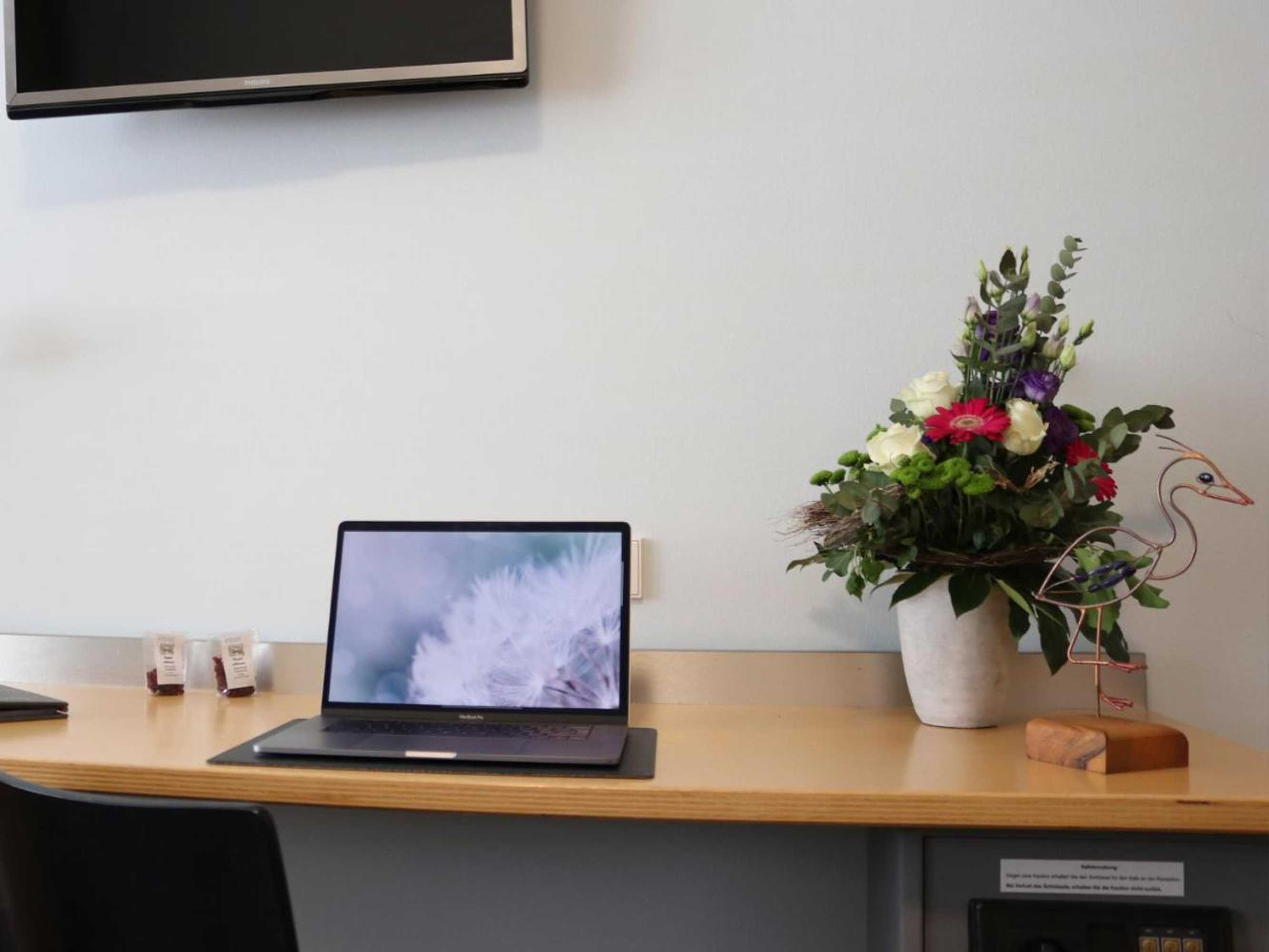 Gift card for Seminarhotel In Der Manfred-Sauer-Stiftung