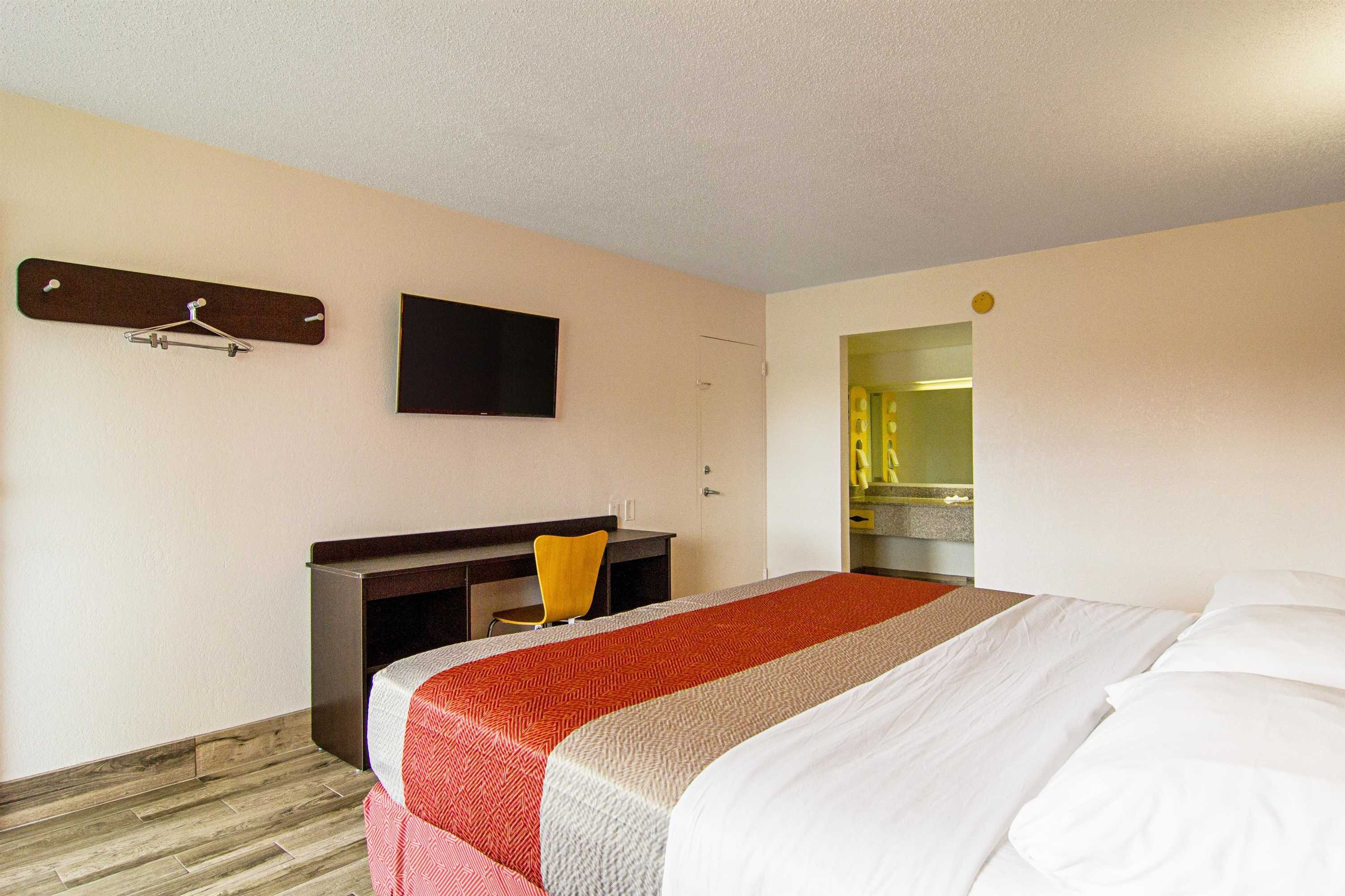 Gift card for Motel 6 Starke, FL Gift card for Motel 6 Starke, FL