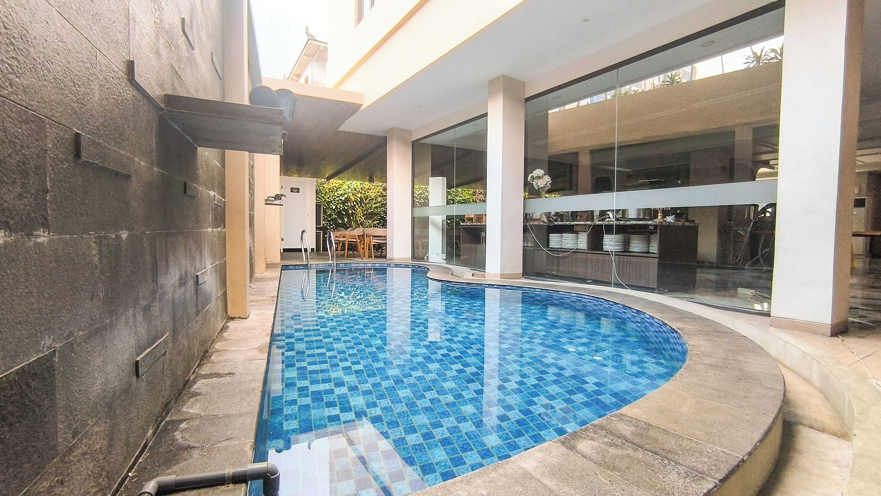 Gift card for Front One Gosyen Hotel Salatiga Gift card for Front One Gosyen Hotel Salatiga