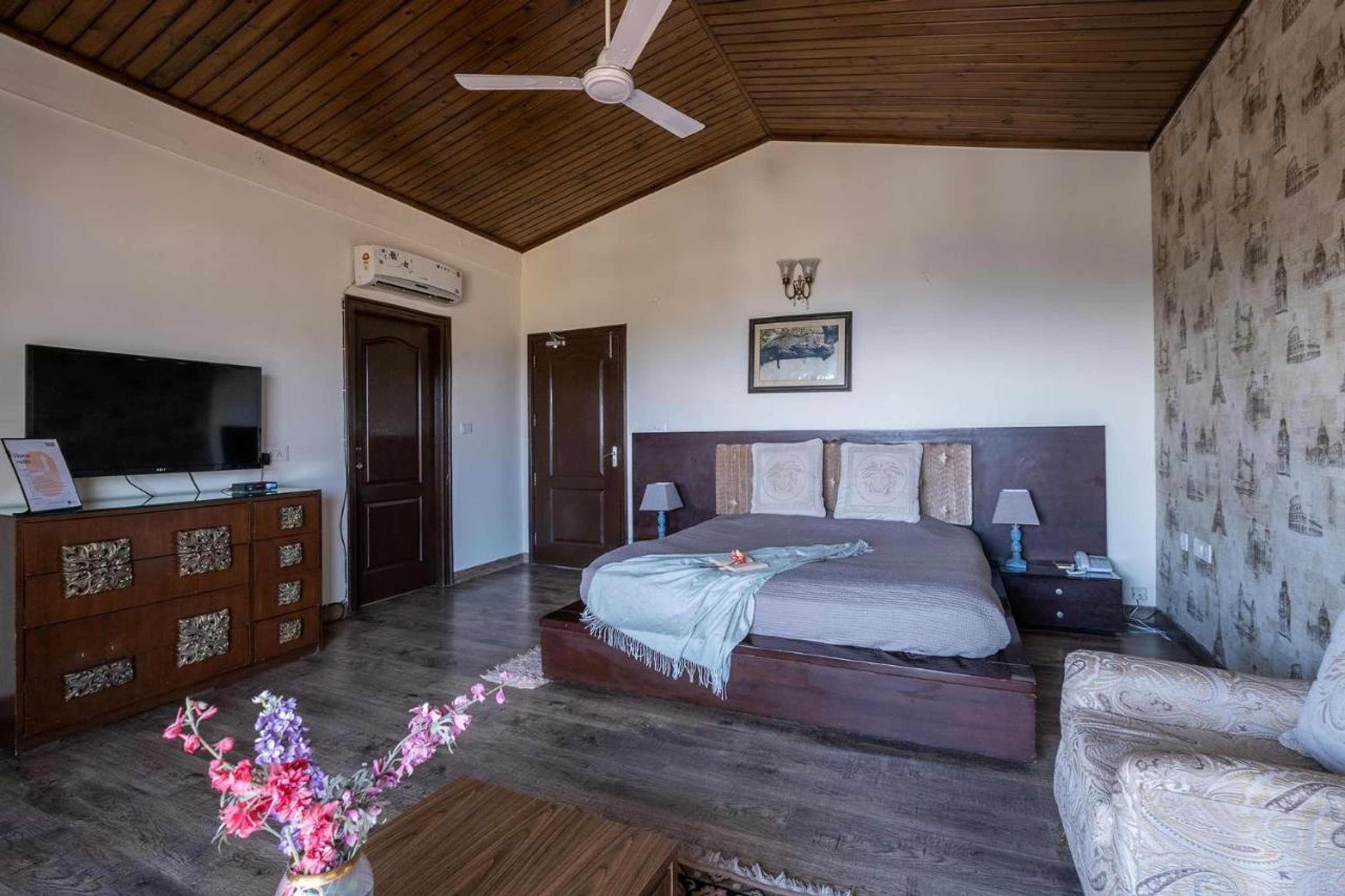 Gift card for Villa Mountain Crest Kasauli With Treehouse , Sundeck & Breakfast Gift card for Villa Mountain Crest Kasauli With Treehouse , Sundeck & Breakfast