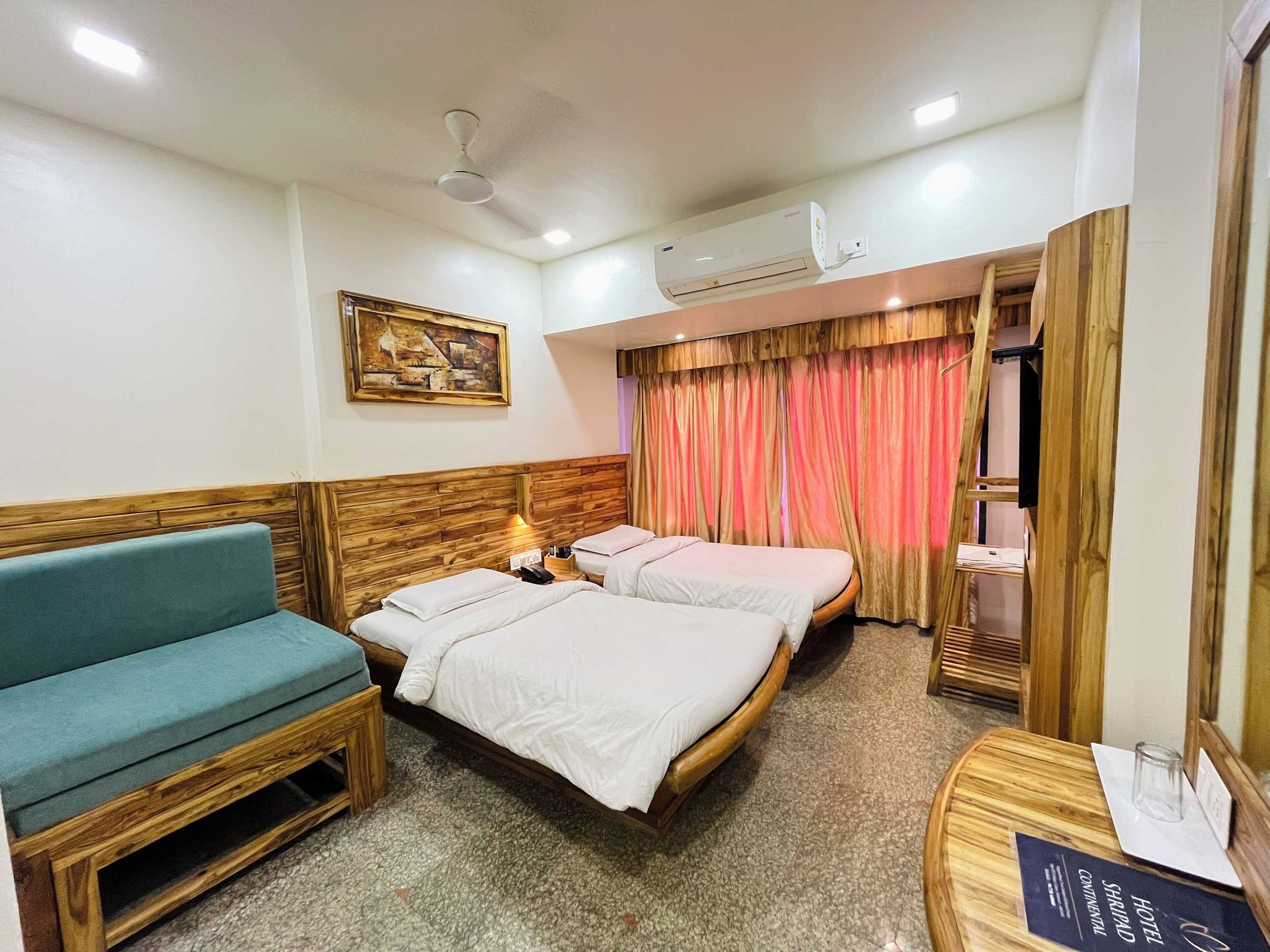 Gift card for Hotel Shripad Continental Gift card for Hotel Shripad Continental