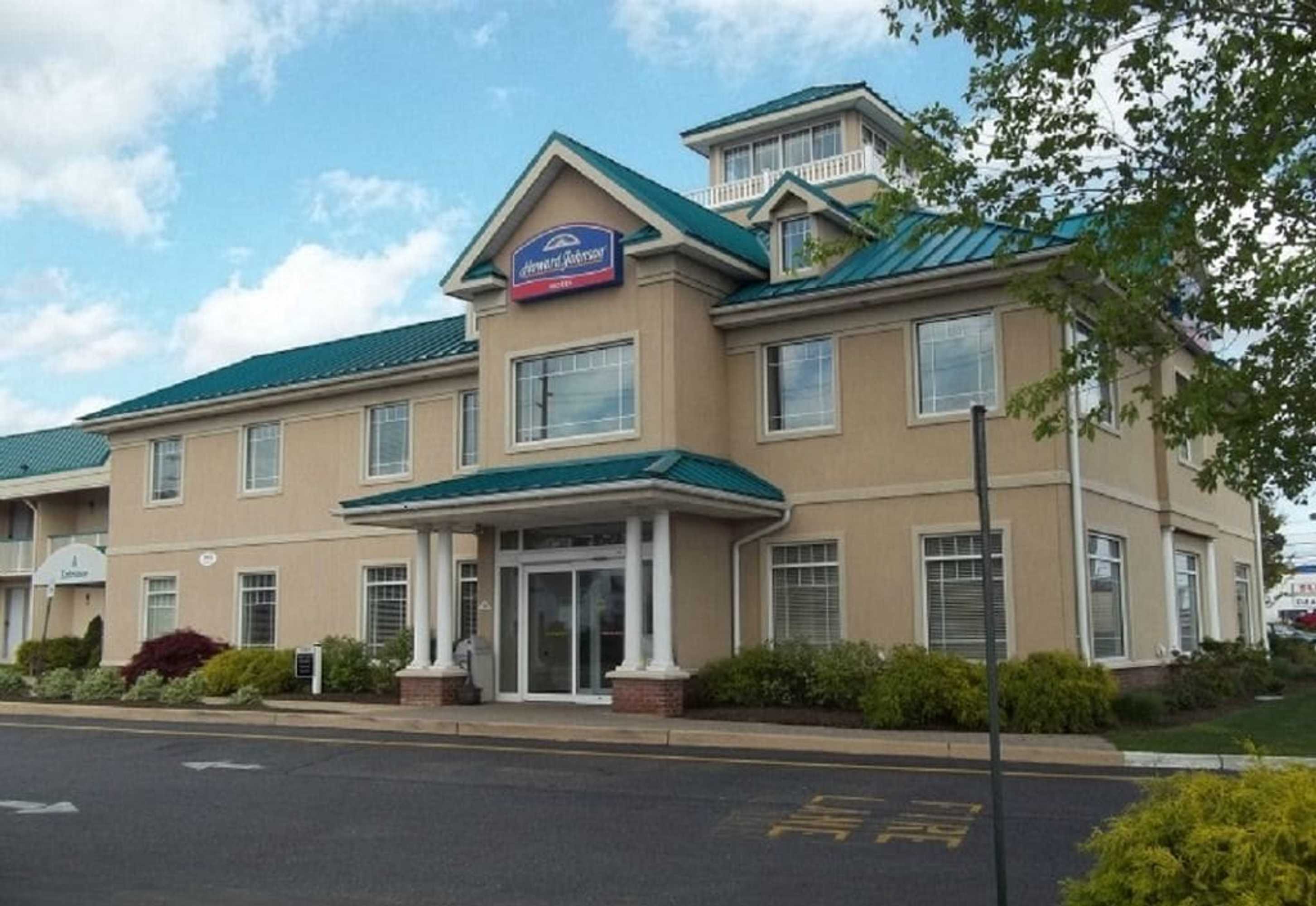 Gift card for Howard Johnson Hotel by Wyndham Toms River Gift card for Howard Johnson Hotel by Wyndham Toms River