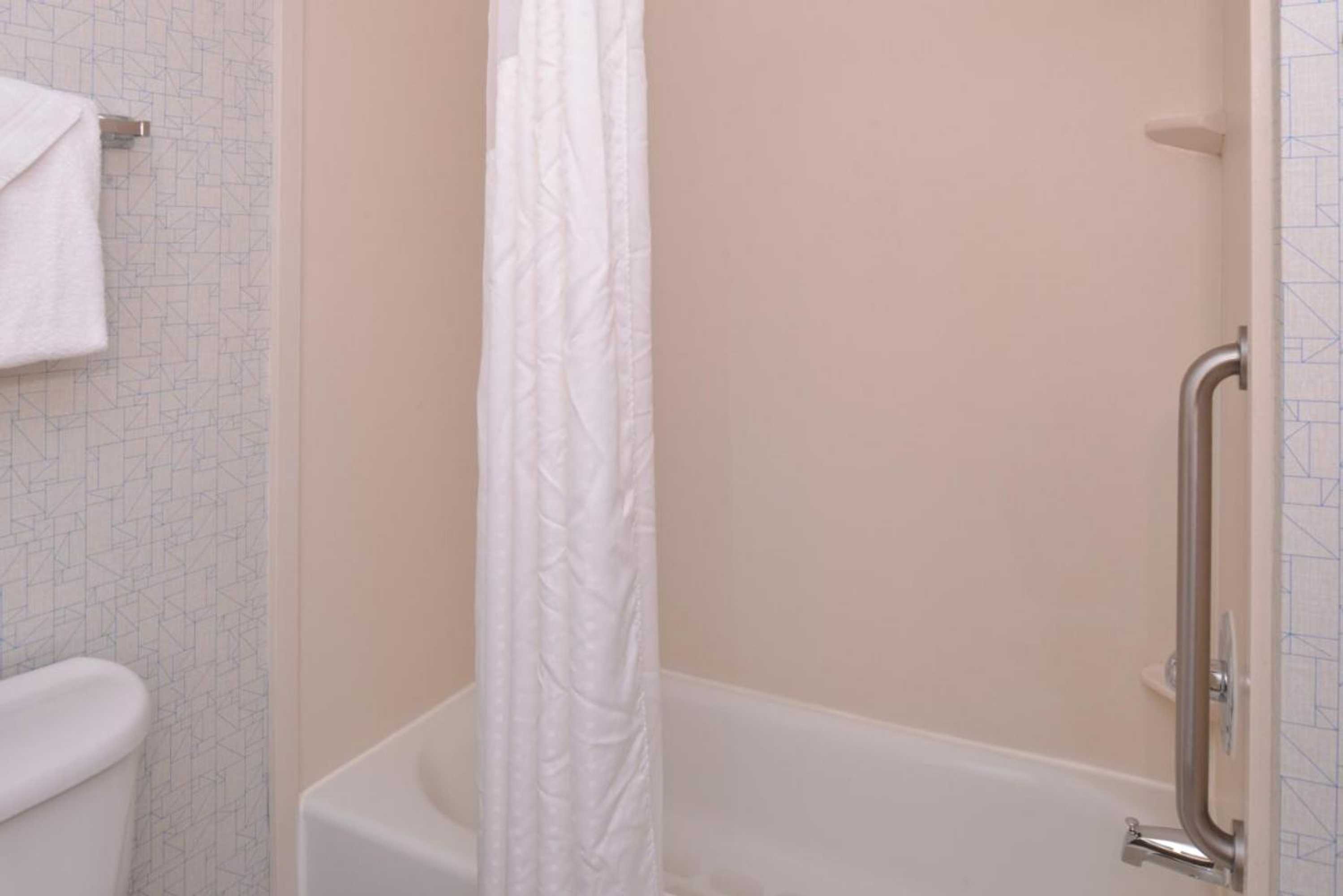 Gift card for Holiday Inn Express & Suites Parkersburg-Mineral Wells by Ihg