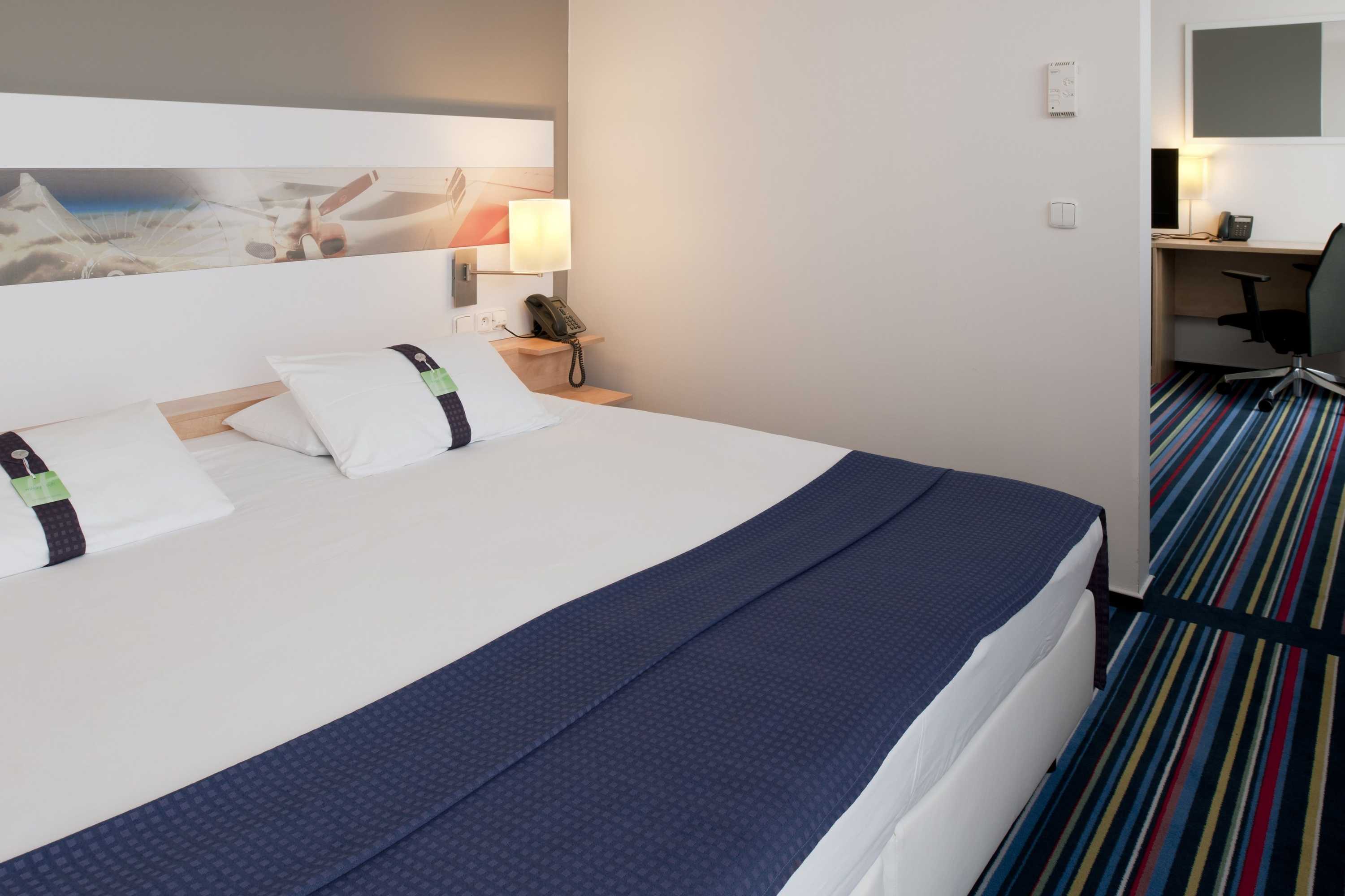 Gift card for Holiday Inn Prague Airport by Ihg Gift card for Holiday Inn Prague Airport by Ihg
