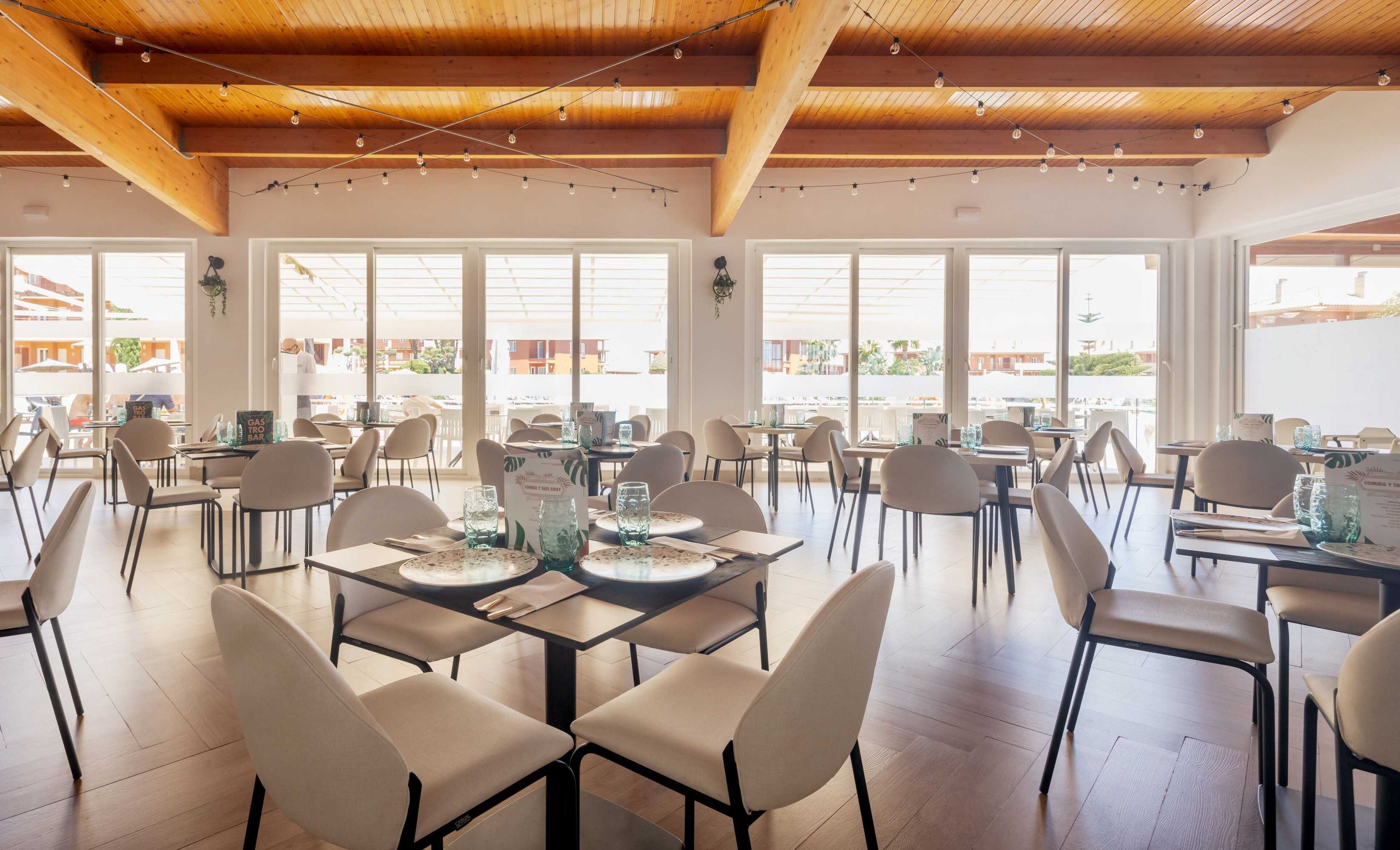 Gift card for Aparthotel Ilunion Sancti Petri Gift card for Aparthotel Ilunion Sancti Petri