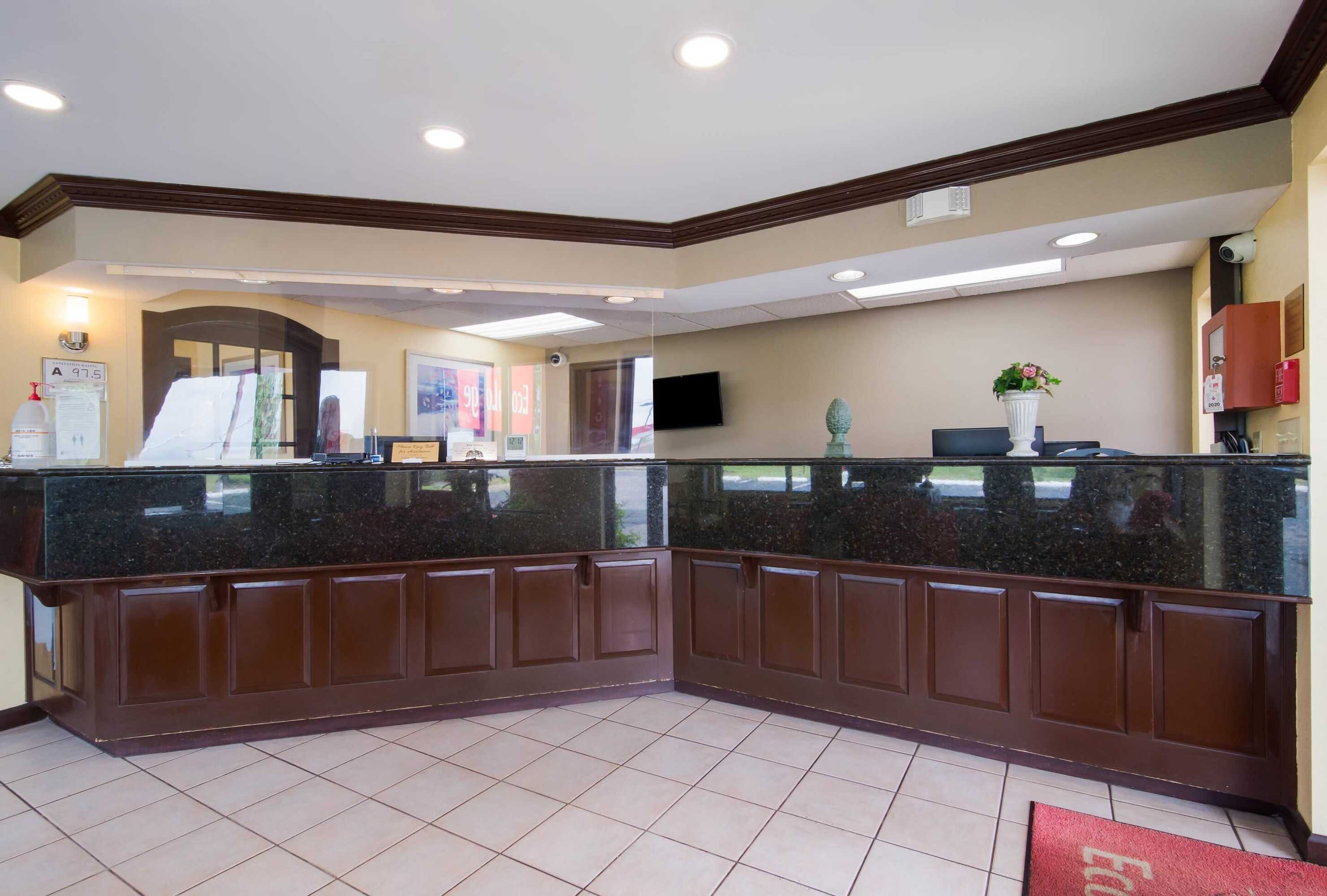 Gift card for Econo Lodge Battleboro Rocky Mount I-95 Gift card for Econo Lodge Battleboro Rocky Mount I-95