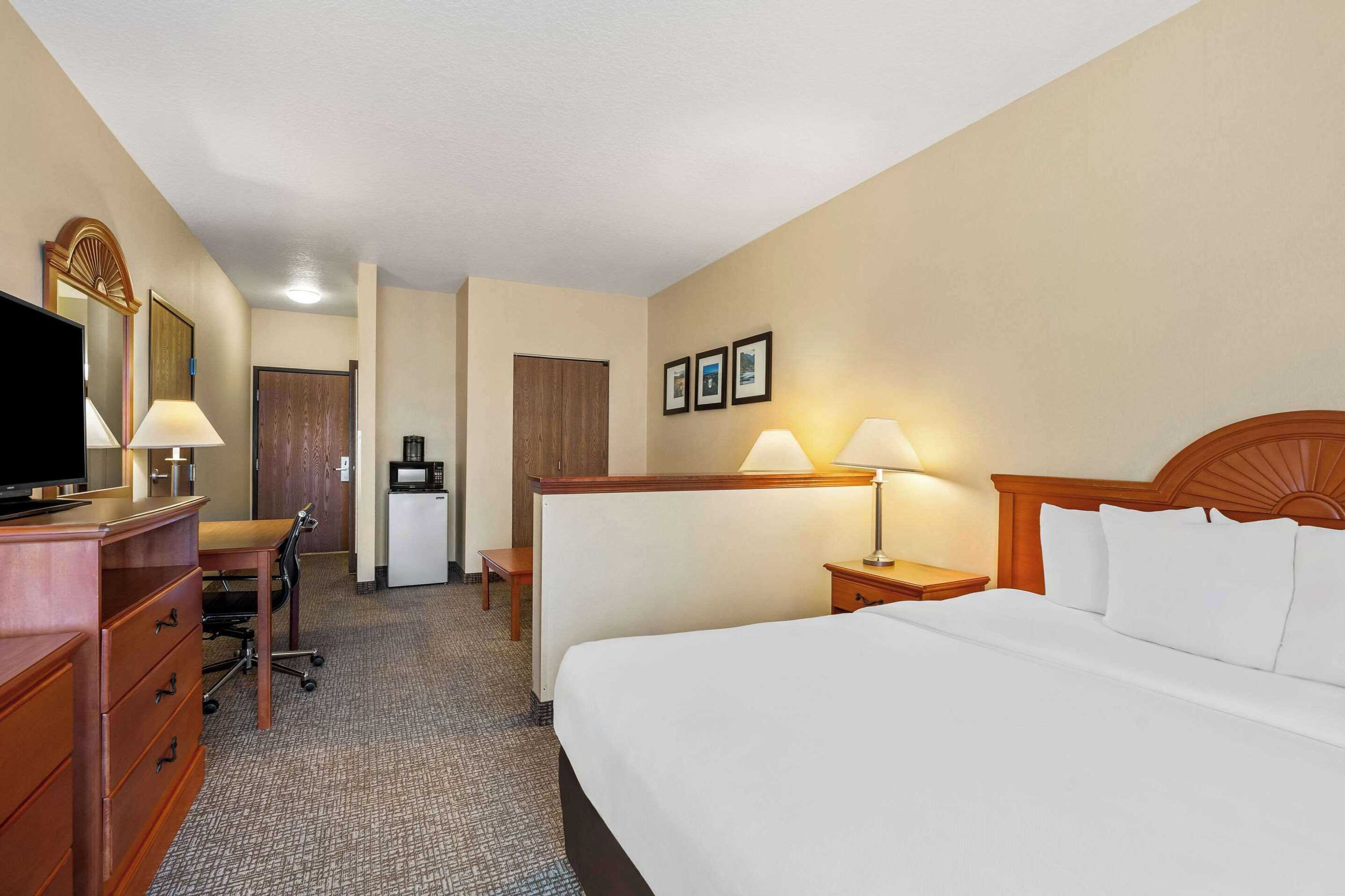 Gift card for Comfort Inn & Suites Gift card for Comfort Inn & Suites