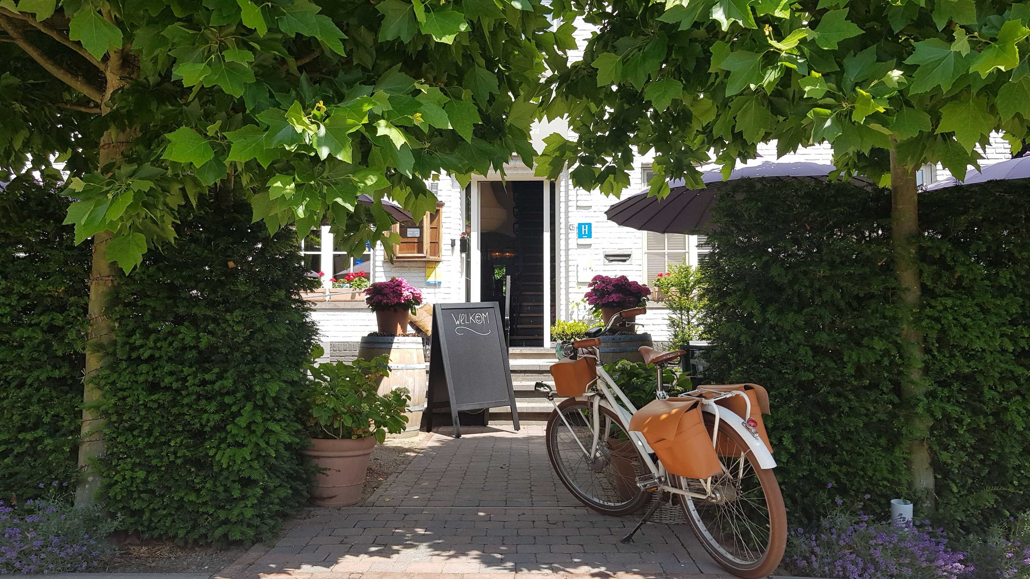 Gift card for Au Nom De Dieu