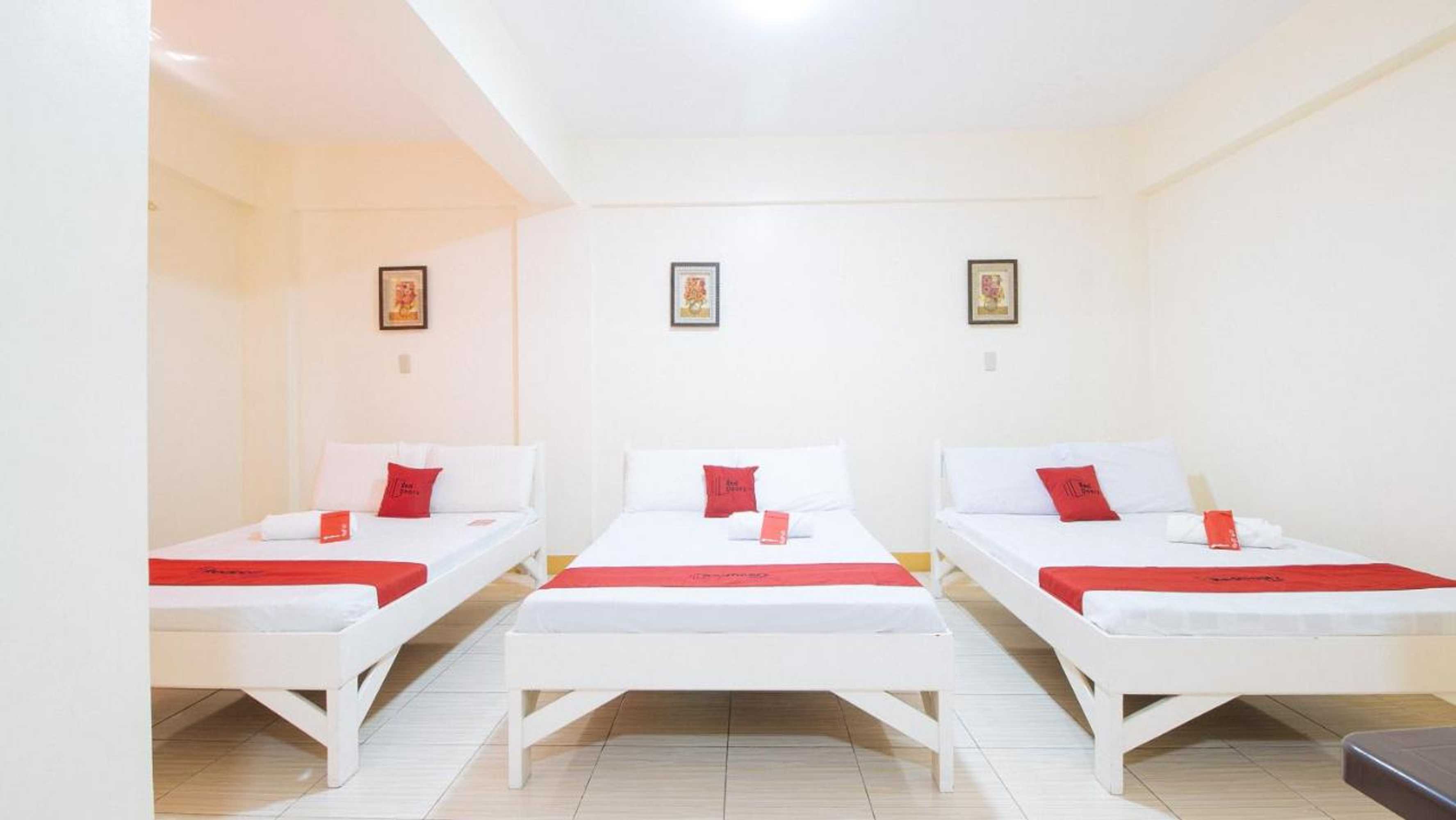 Gift card for Reddoorz @ Golden Skye Hotel Guagua