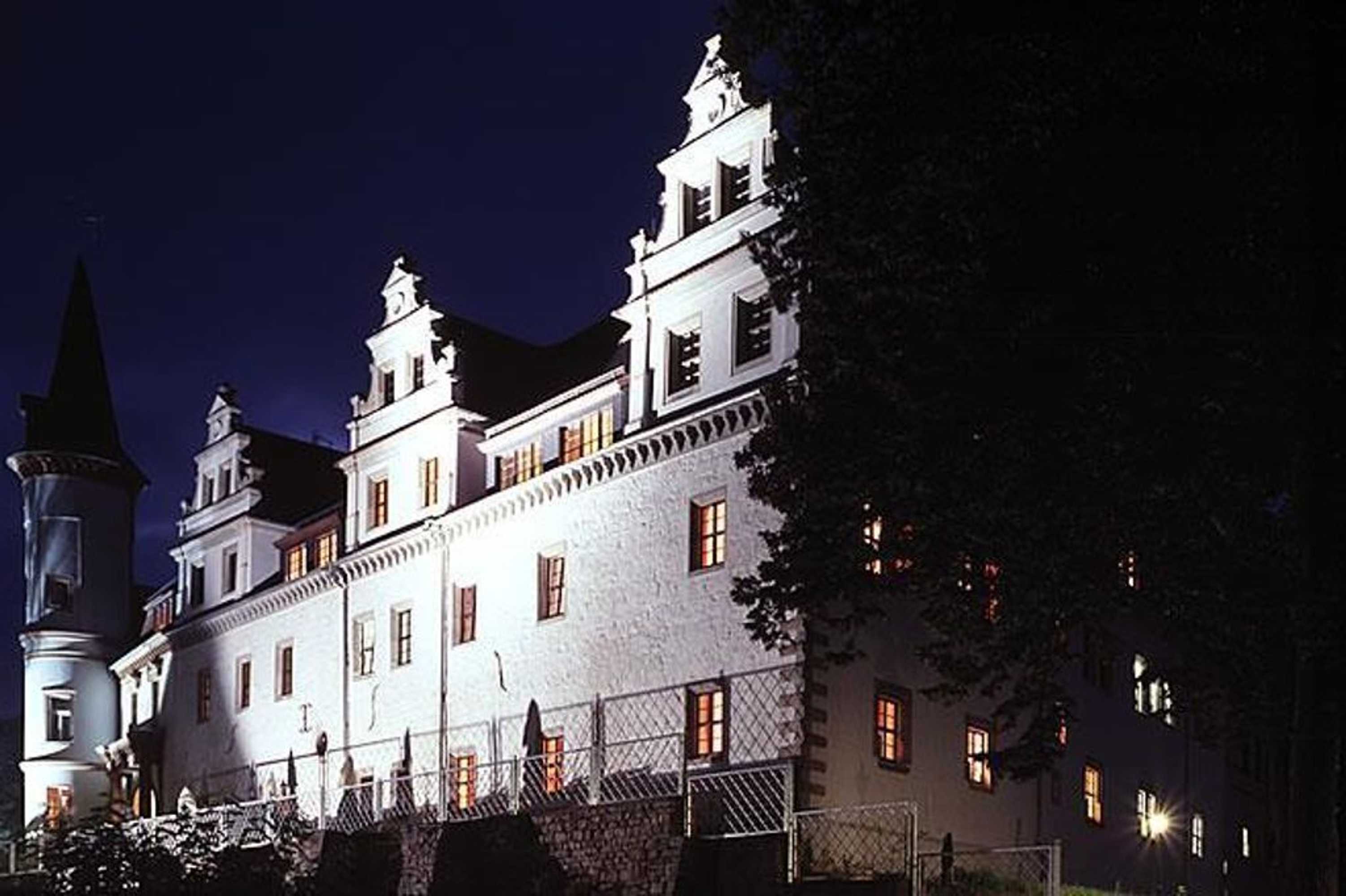 Gift card for Schlosshotel Schkopau Gift card for Schlosshotel Schkopau