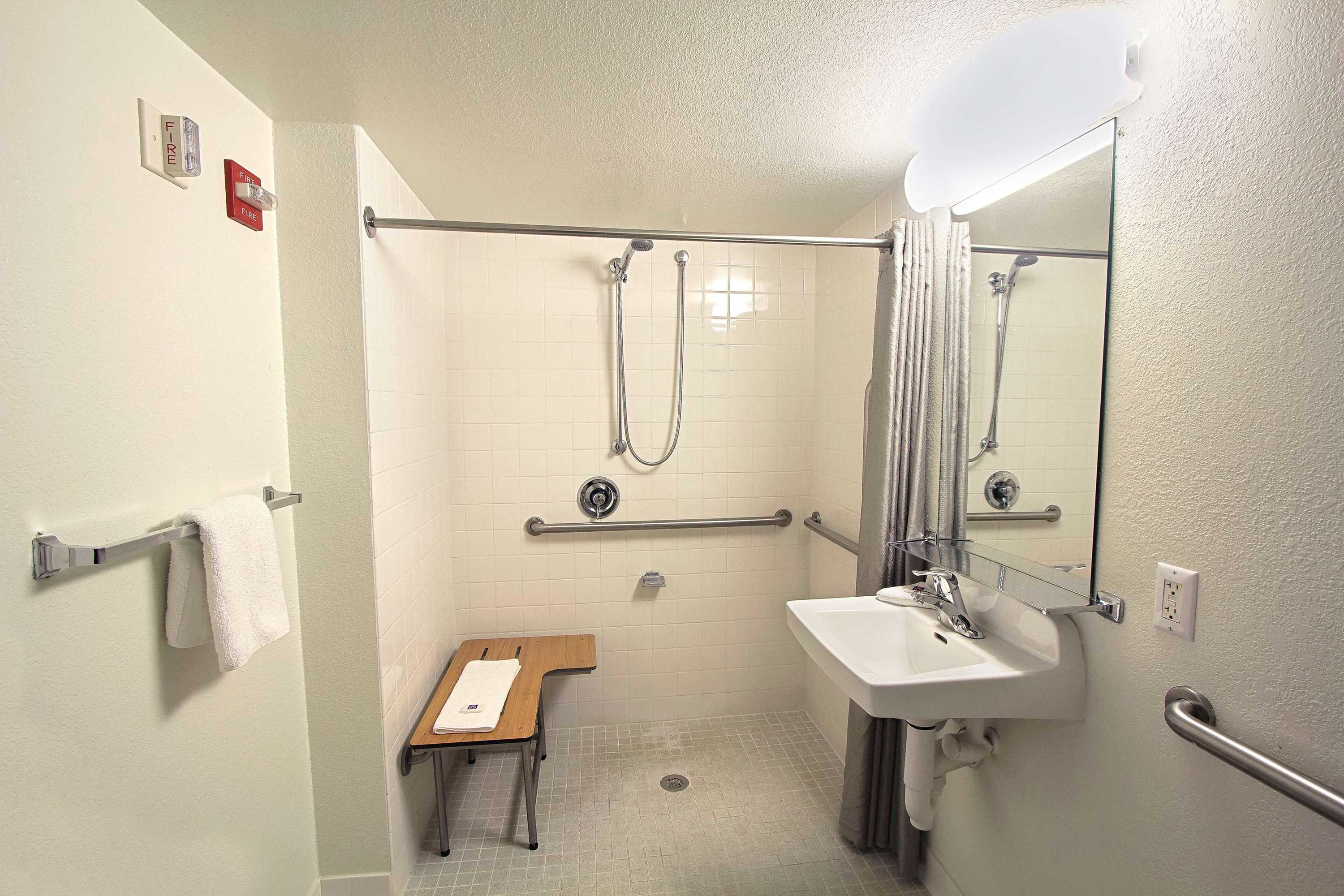 Gift card for Motel 6 Piscataway, NJ Gift card for Motel 6 Piscataway, NJ
