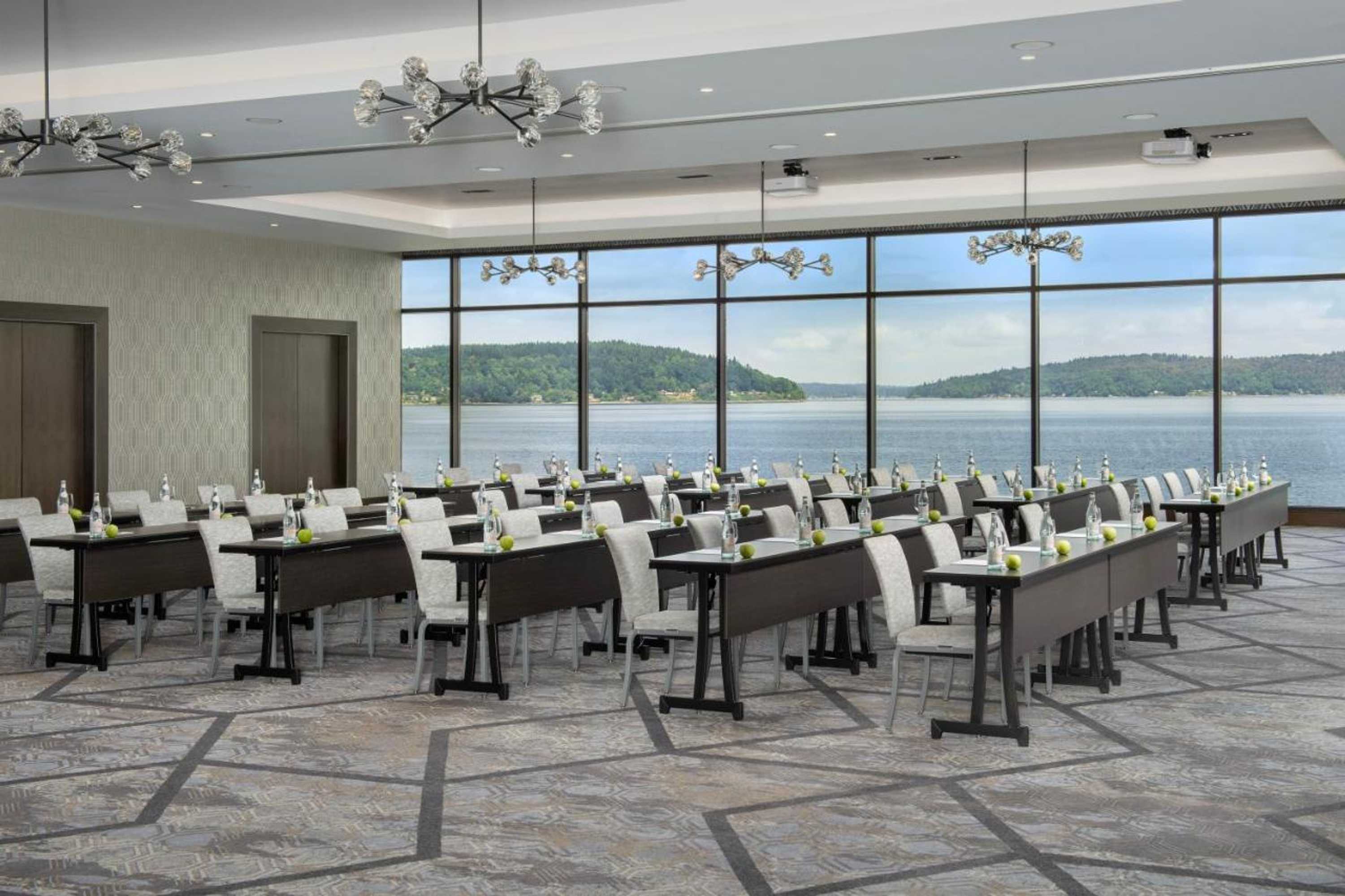 Gift card for Silver Cloud Hotel Tacoma at Point Ruston Waterfront