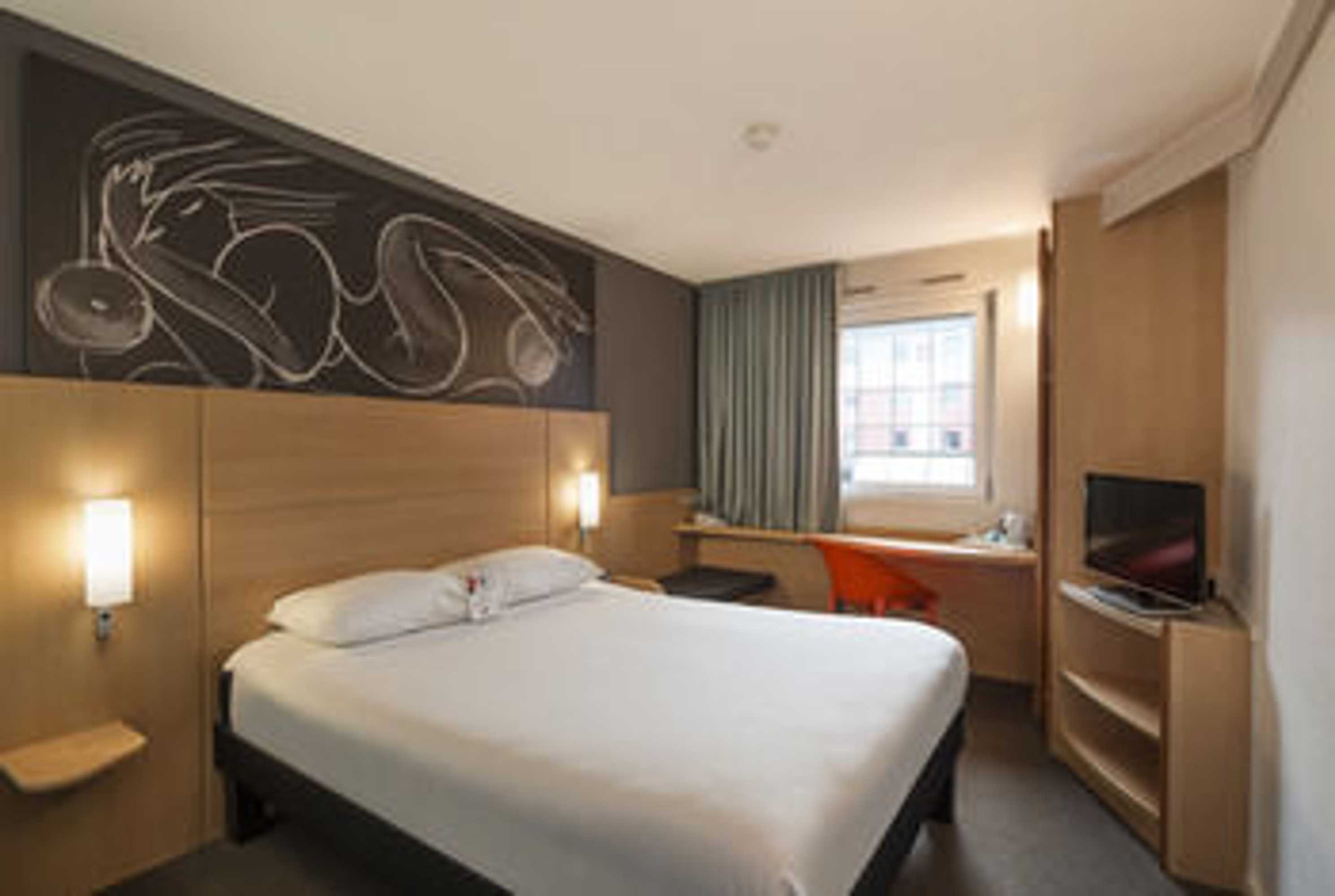 Gift card for Ibis Glasgow City Centre – Sauchiehall St Gift card for Ibis Glasgow City Centre – Sauchiehall St