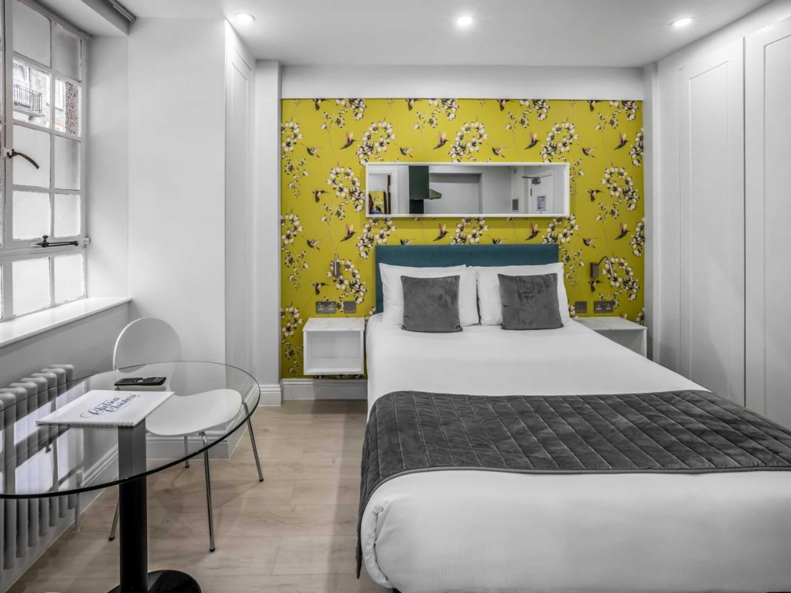 Gift card for Chelsea Cloisters Serviced Apartments Gift card for Chelsea Cloisters Serviced Apartments