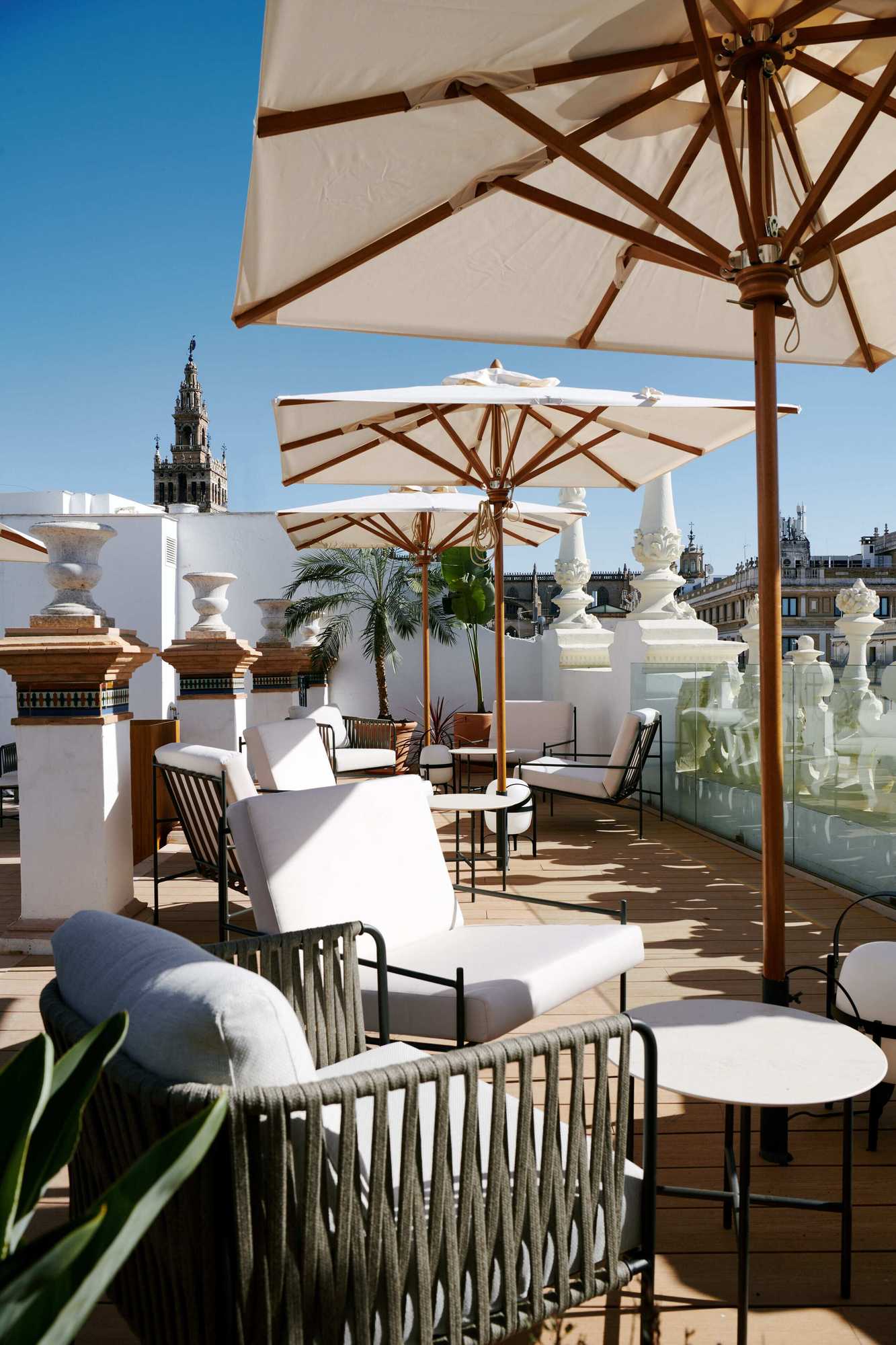Gift card for Mercer Plaza Sevilla 5 GL Gift card for Mercer Plaza Sevilla 5 GL