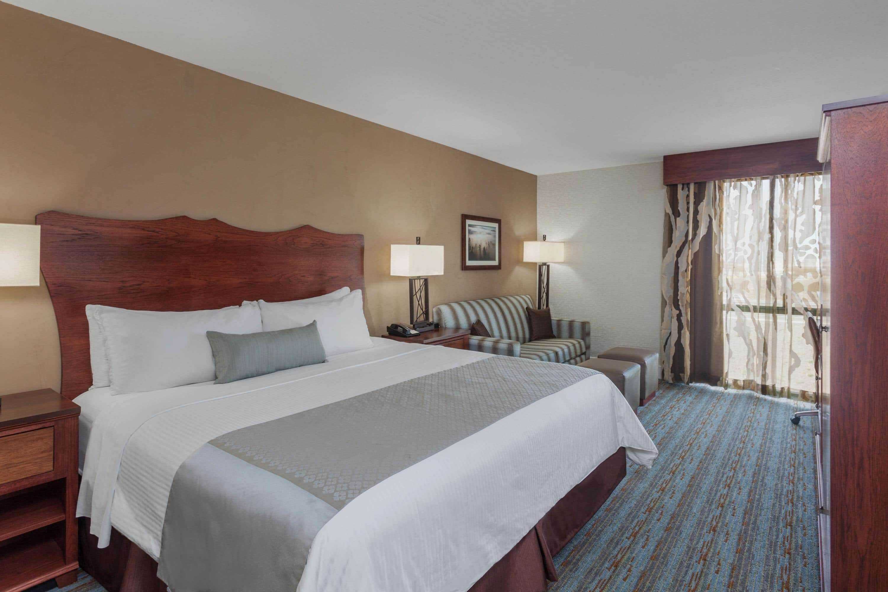 Gift card for Wyndham Visalia Gift card for Wyndham Visalia