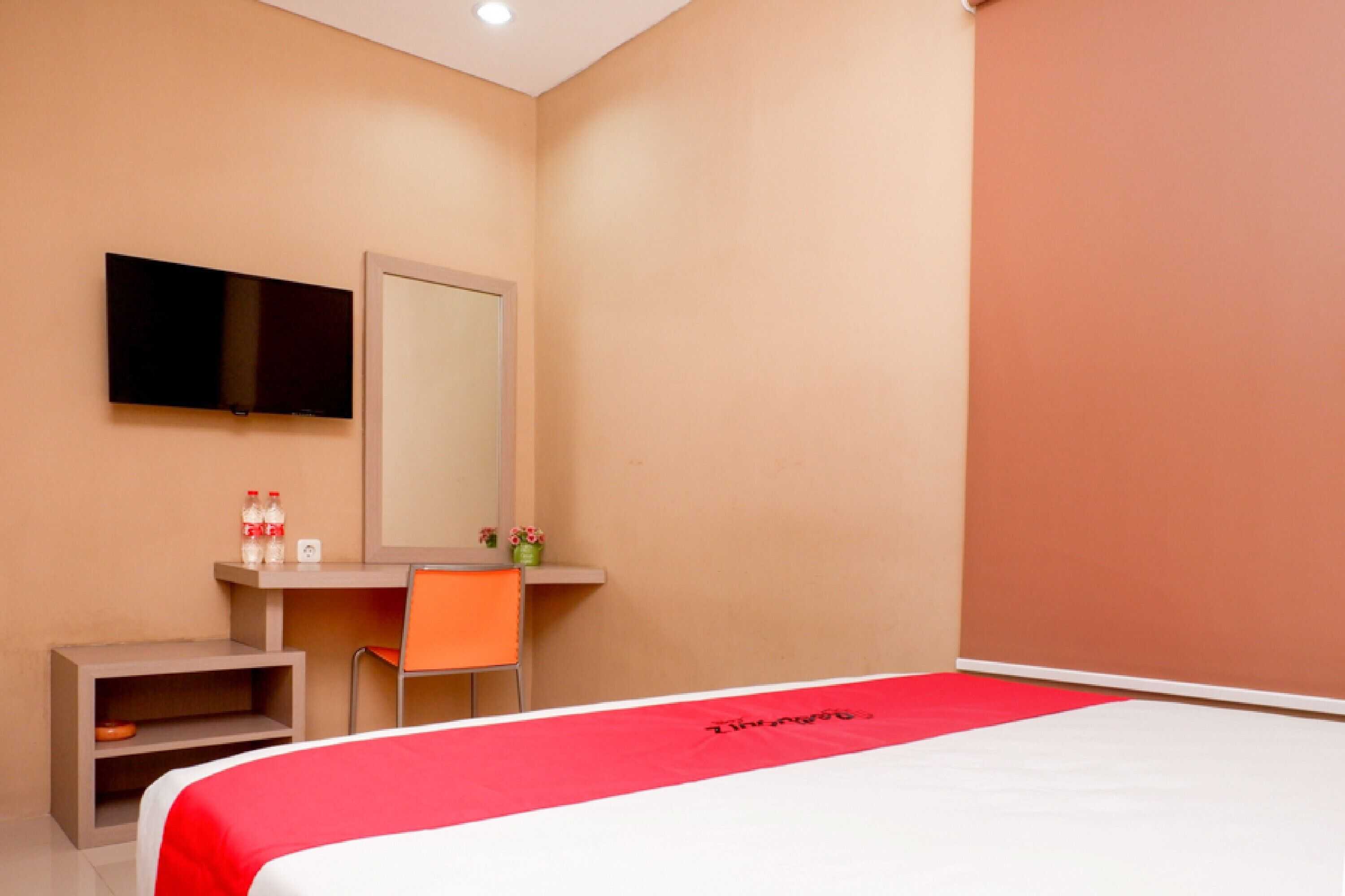 Gift card for Reddoorz Near Java Supermall Semarang Gift card for Reddoorz Near Java Supermall Semarang