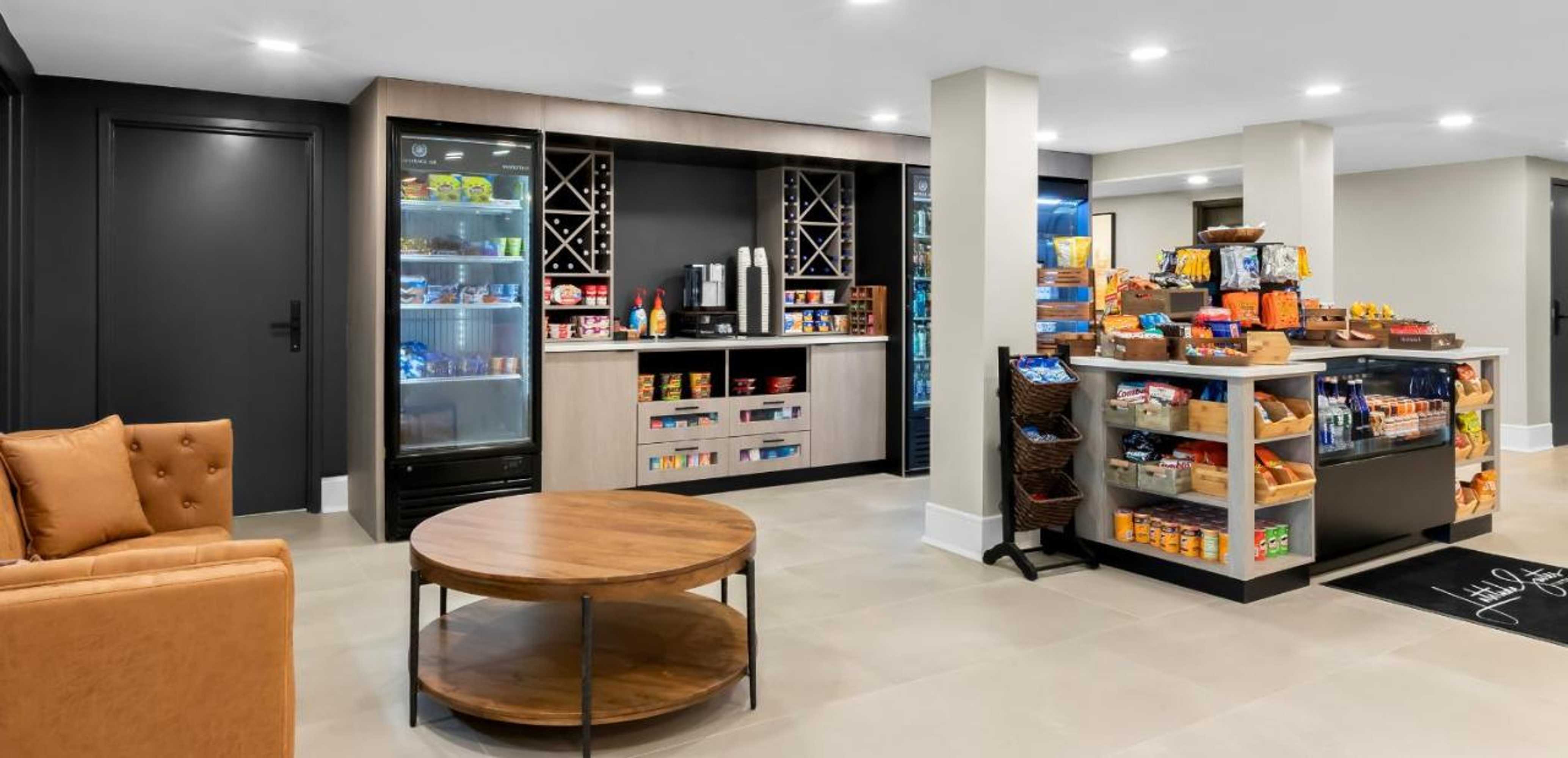 Gift card for Latitude Suites Tinton Falls Eatontown/bw Premier Collection